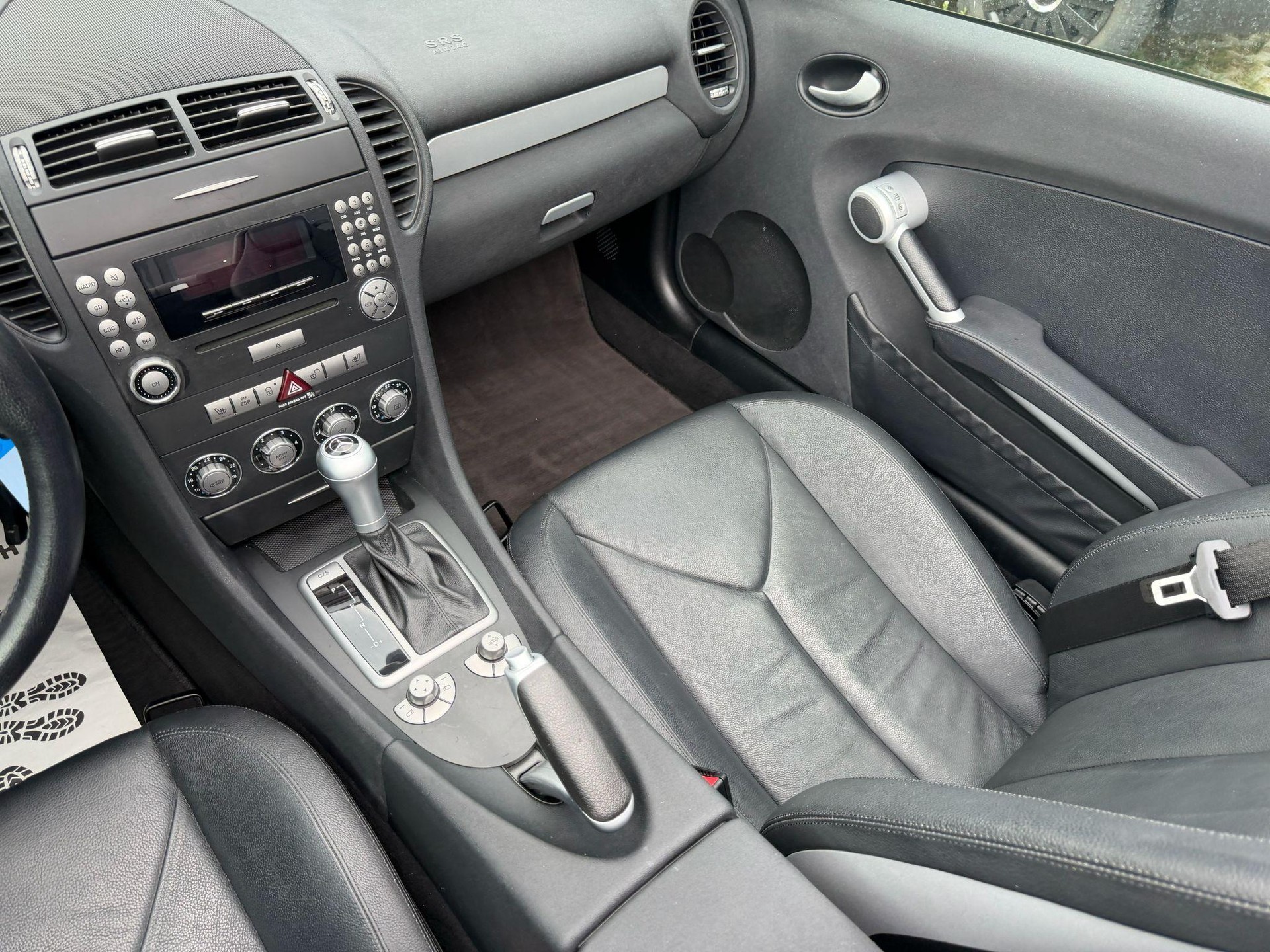 MERCEDES-BENZ SLK 200 Kompressor Cabriolet-image-12