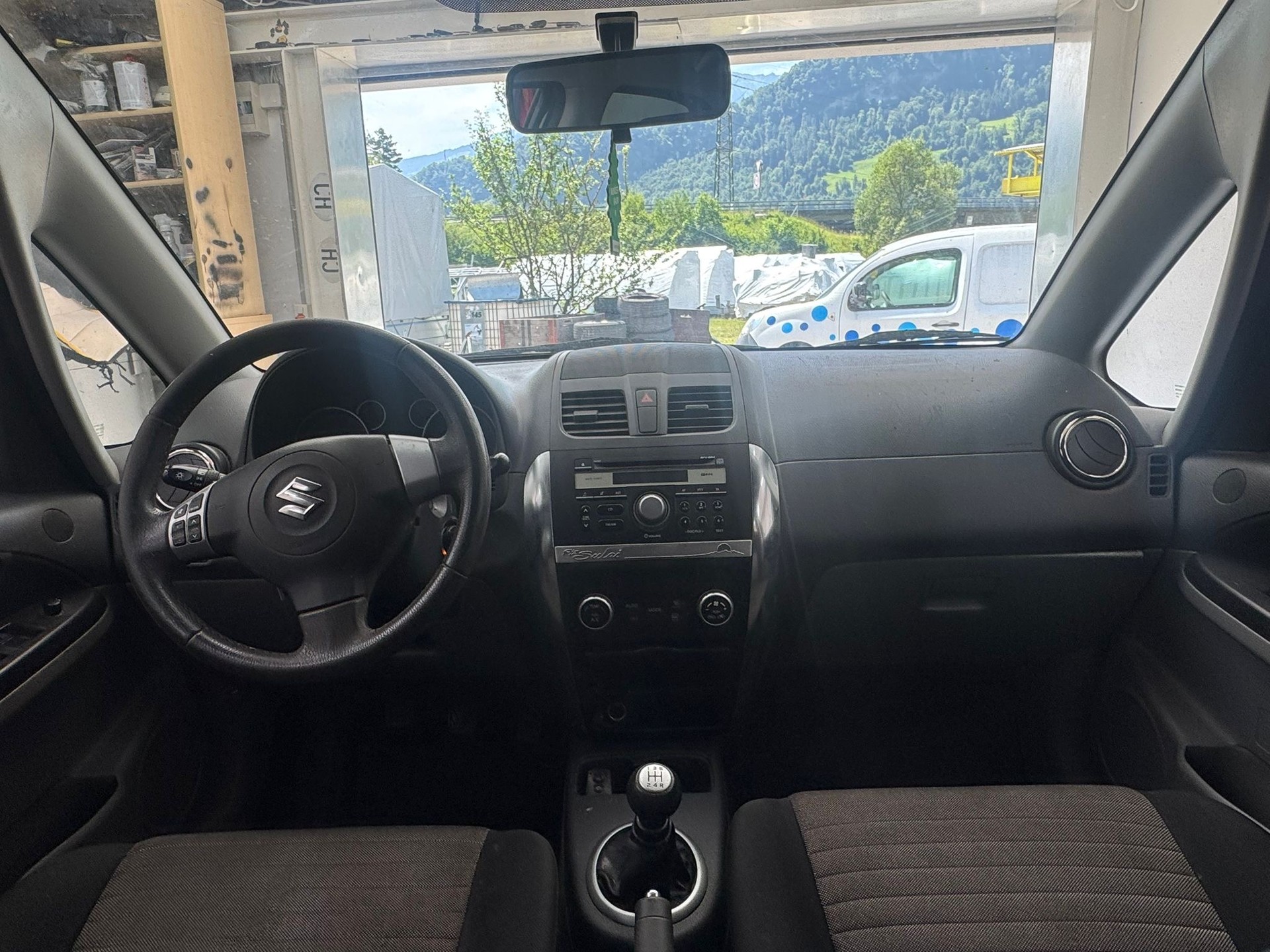 SUZUKI SX4 1.6 16V GL Top Barry 4WD-image-4