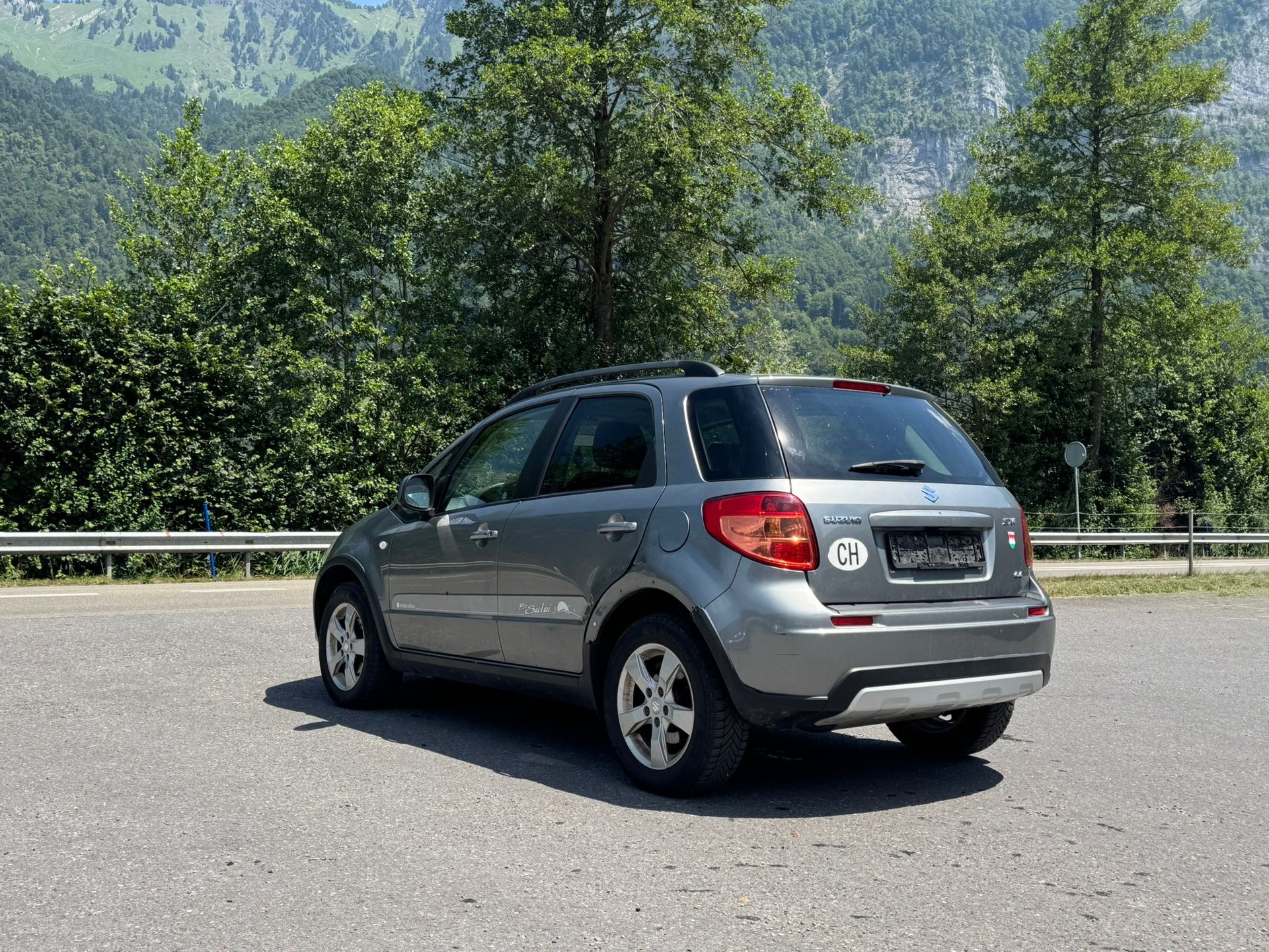 SUZUKI SX4 1.6 16V GL Top Barry 4WD-image-8