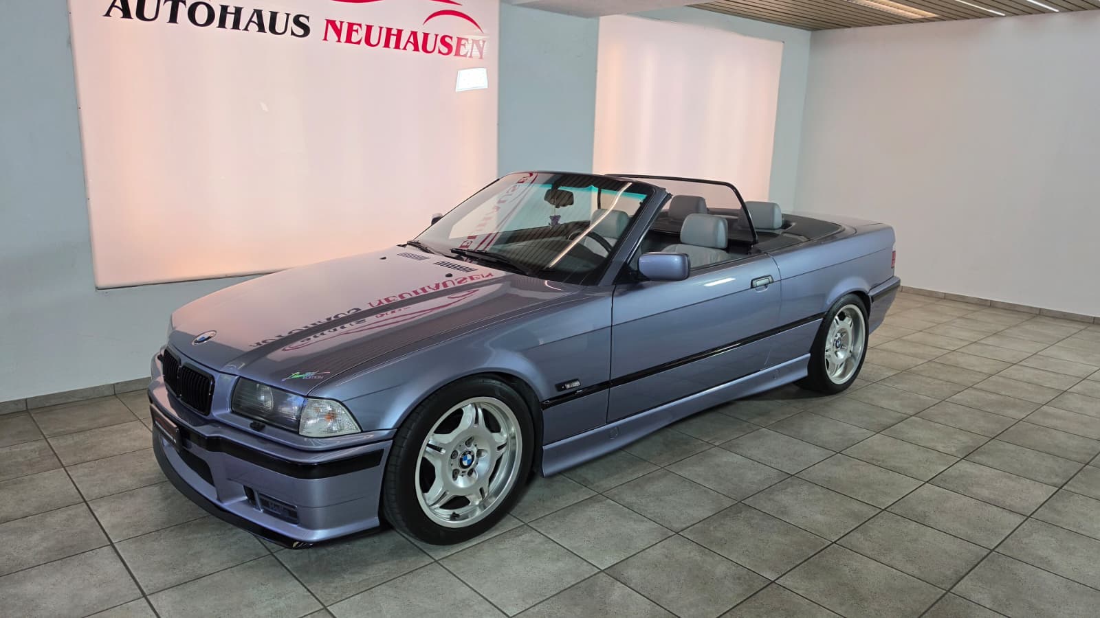 BMW E36 325i Cabrio, TOP FAHRZEUG, FRISCH AB SERVICE UND FRISCH AB MFK OPTISCH UND TECHNISCH EINWANDFREI LIEBHABER FAHRZEUG.-image-6