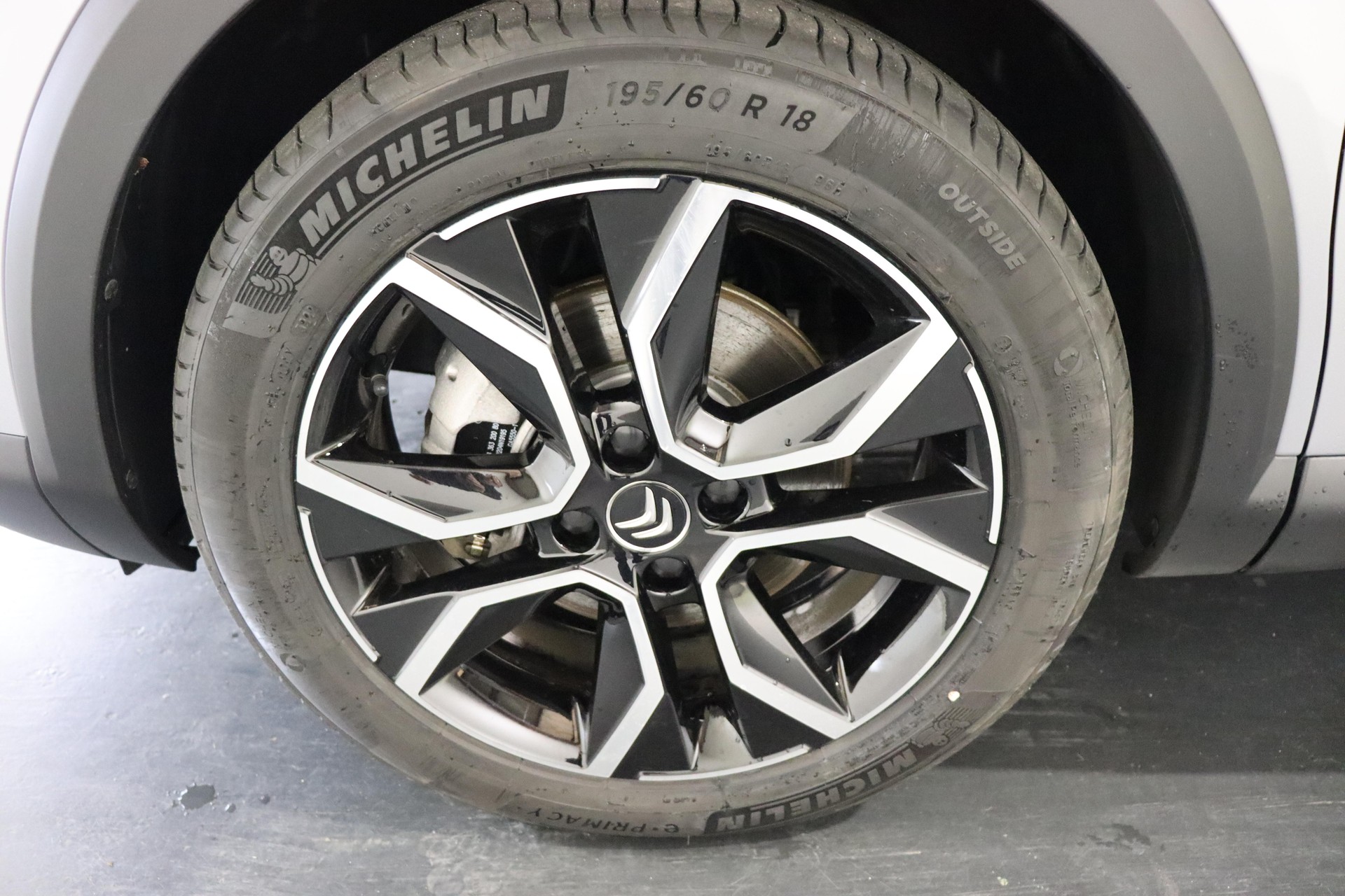 CITROEN e-C4 Shine-image-8