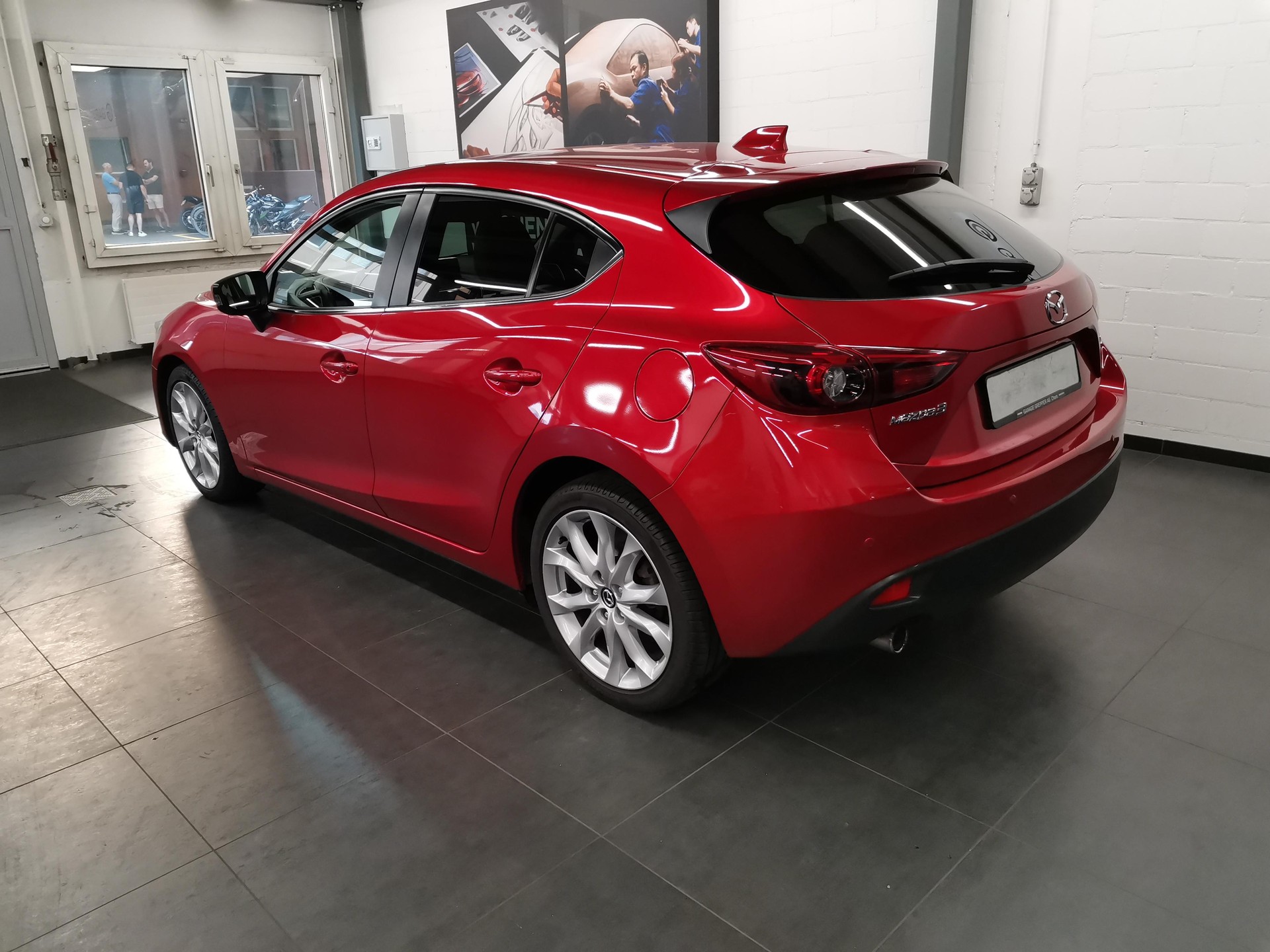MAZDA 3 2.0 120 Revolution-image-3