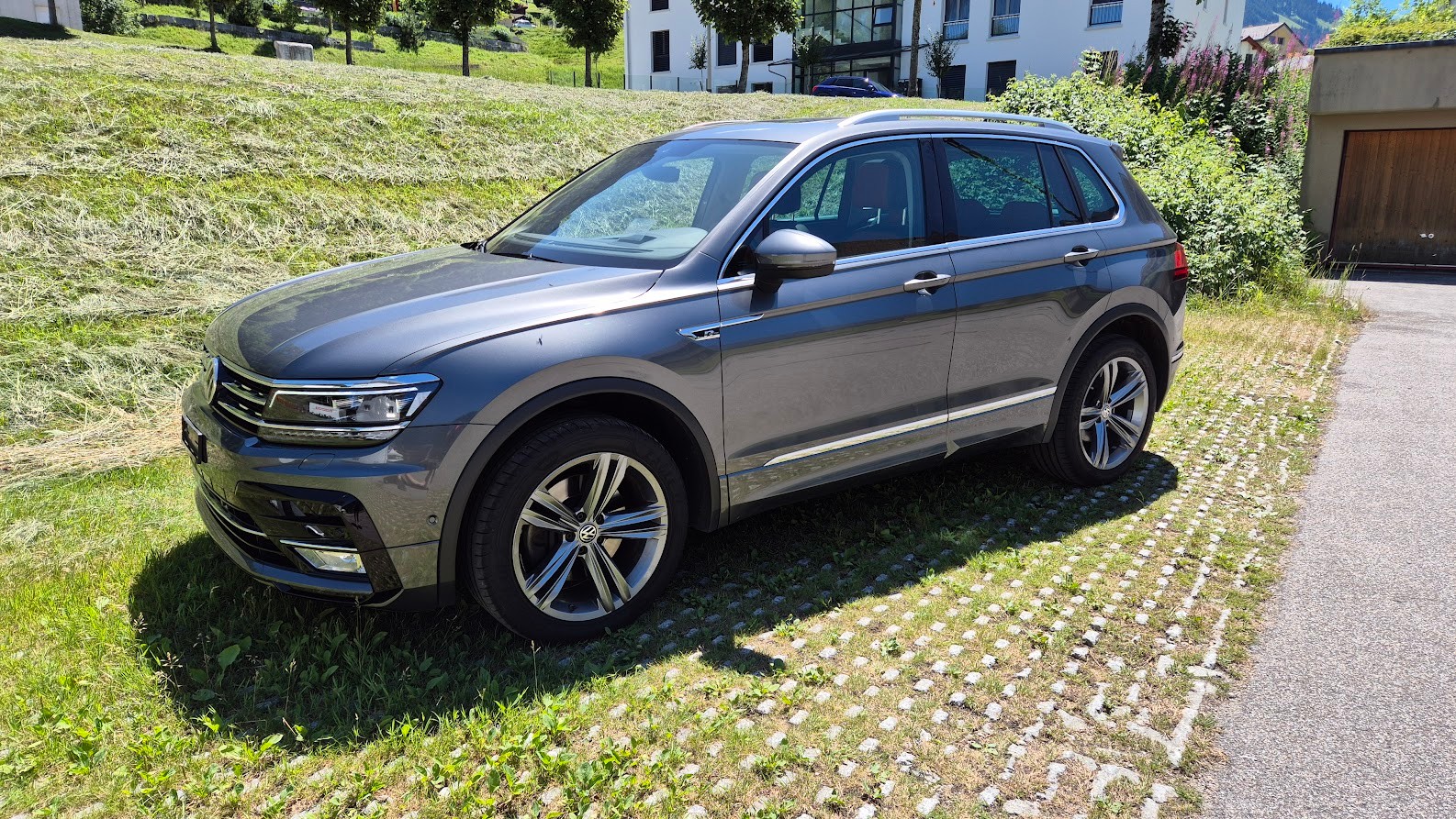 VW 2.0 TDI SCR Highline DSG-image-1