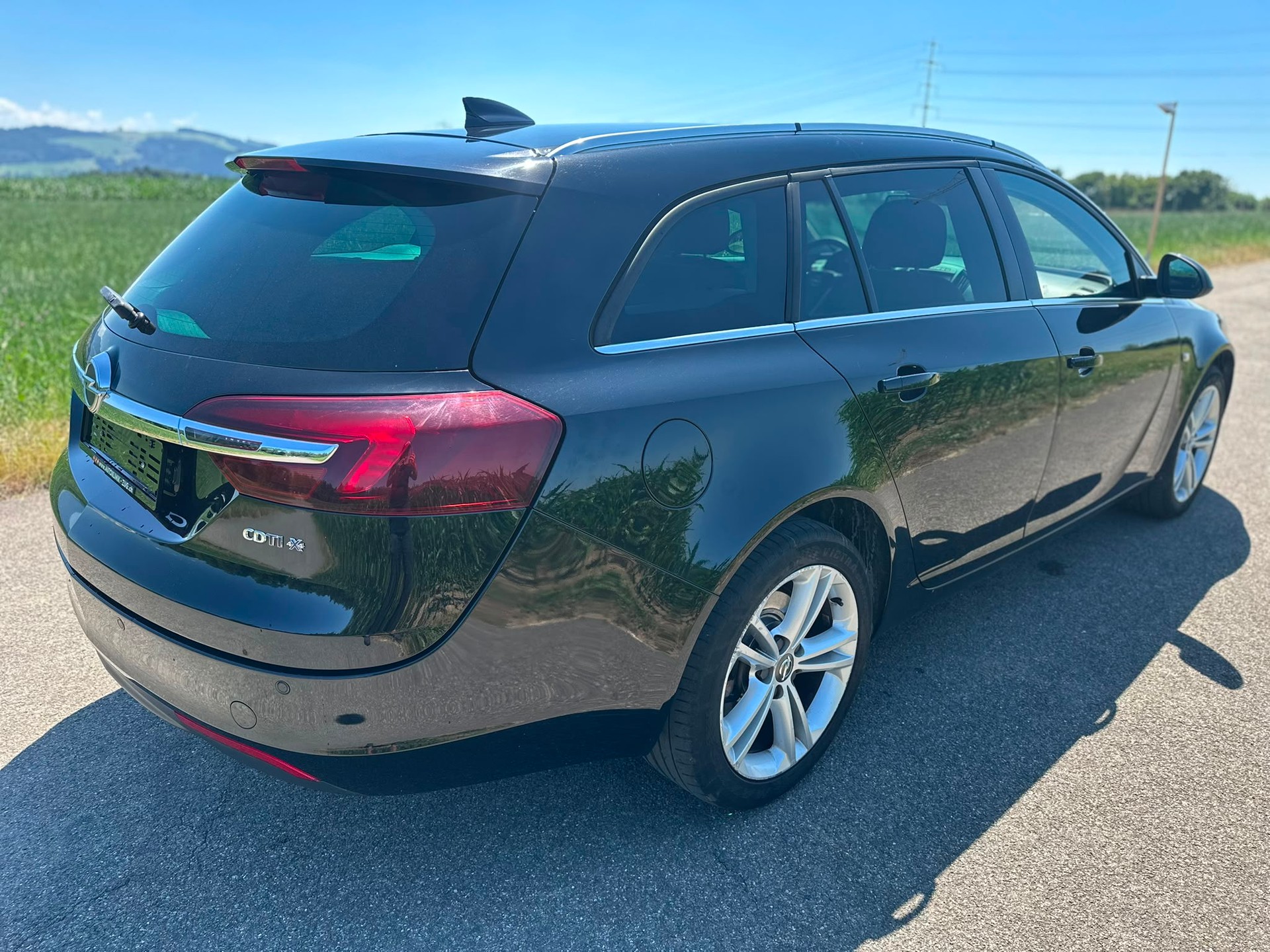 OPEL Insignia Sports Tourer 2.0 CDTI Edition 4WD Aut.-image-5