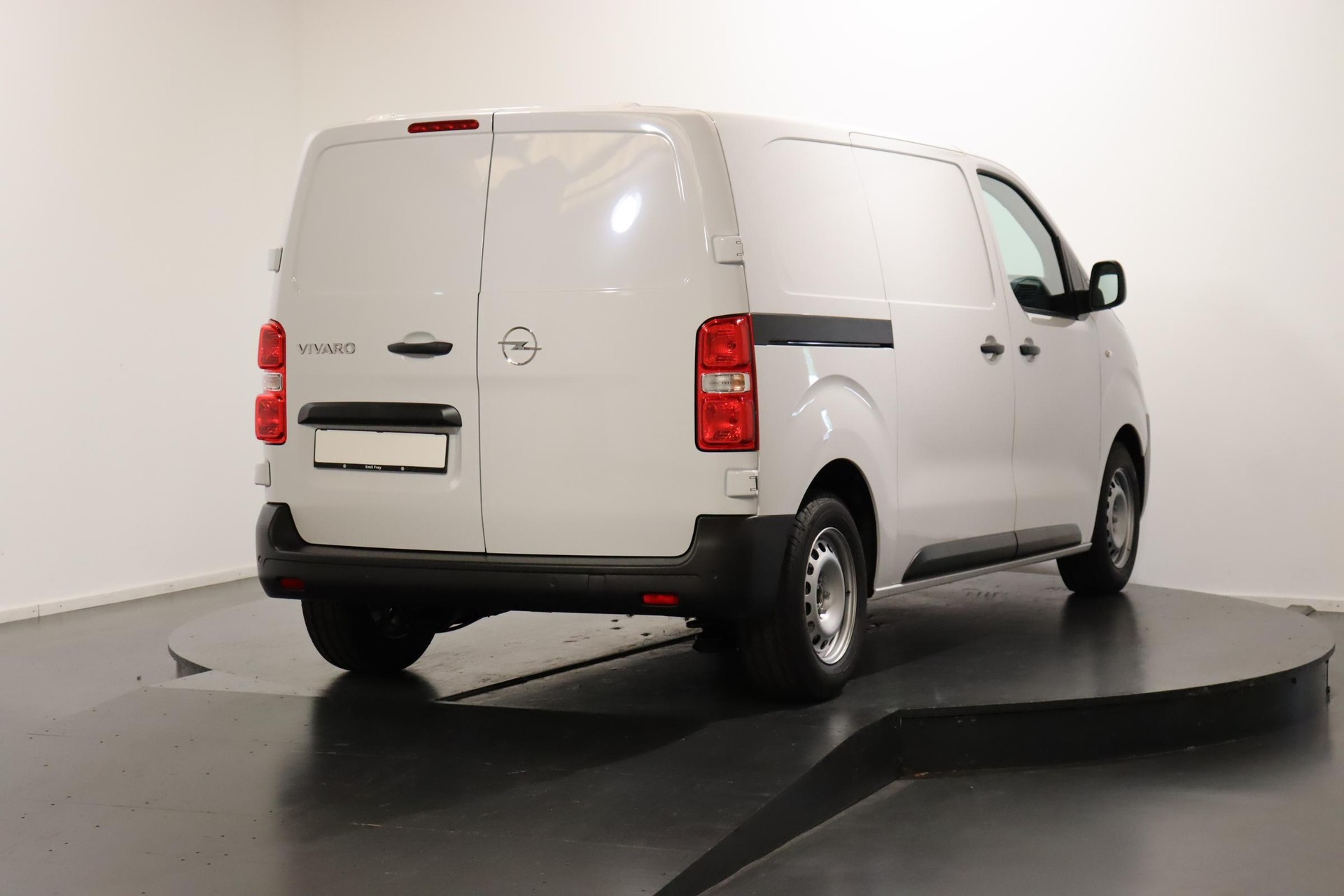 OPEL Vivaro Cargo 2.0 D 144 S/S-showroom-element-3