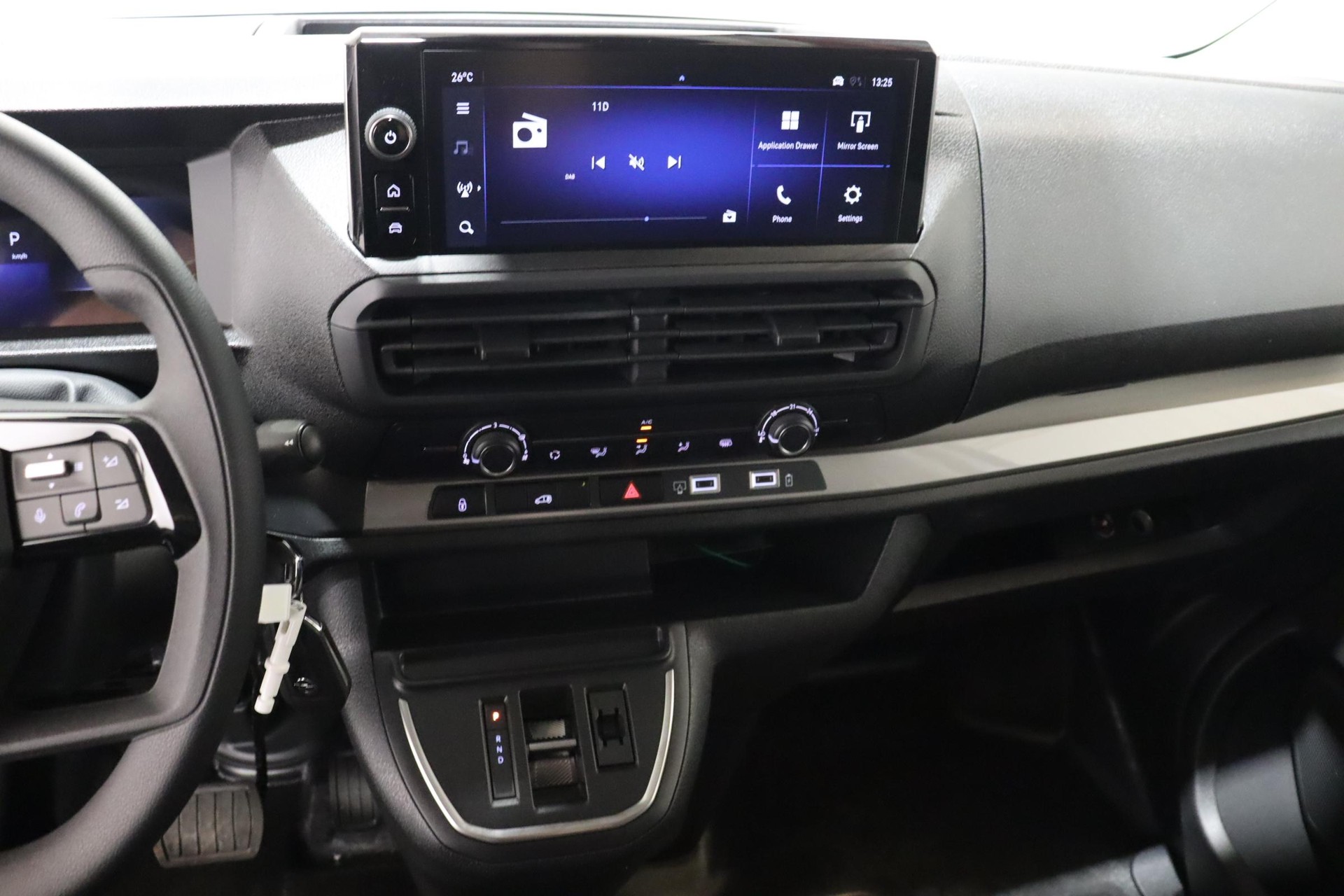OPEL Vivaro Cargo 2.0 D 144 S/S-image-8