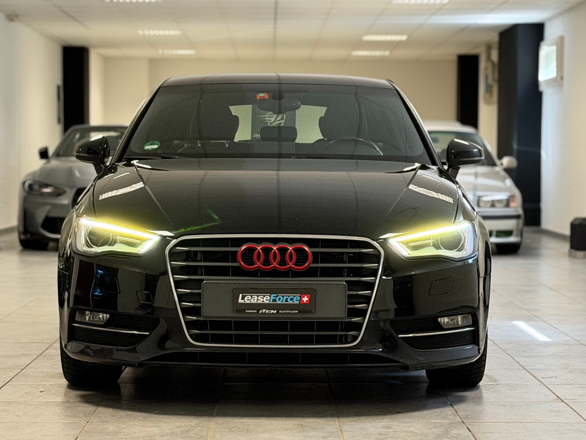 AUDI A3 Sportback 1.4 TFSI Ambition S-tronic-image-17
