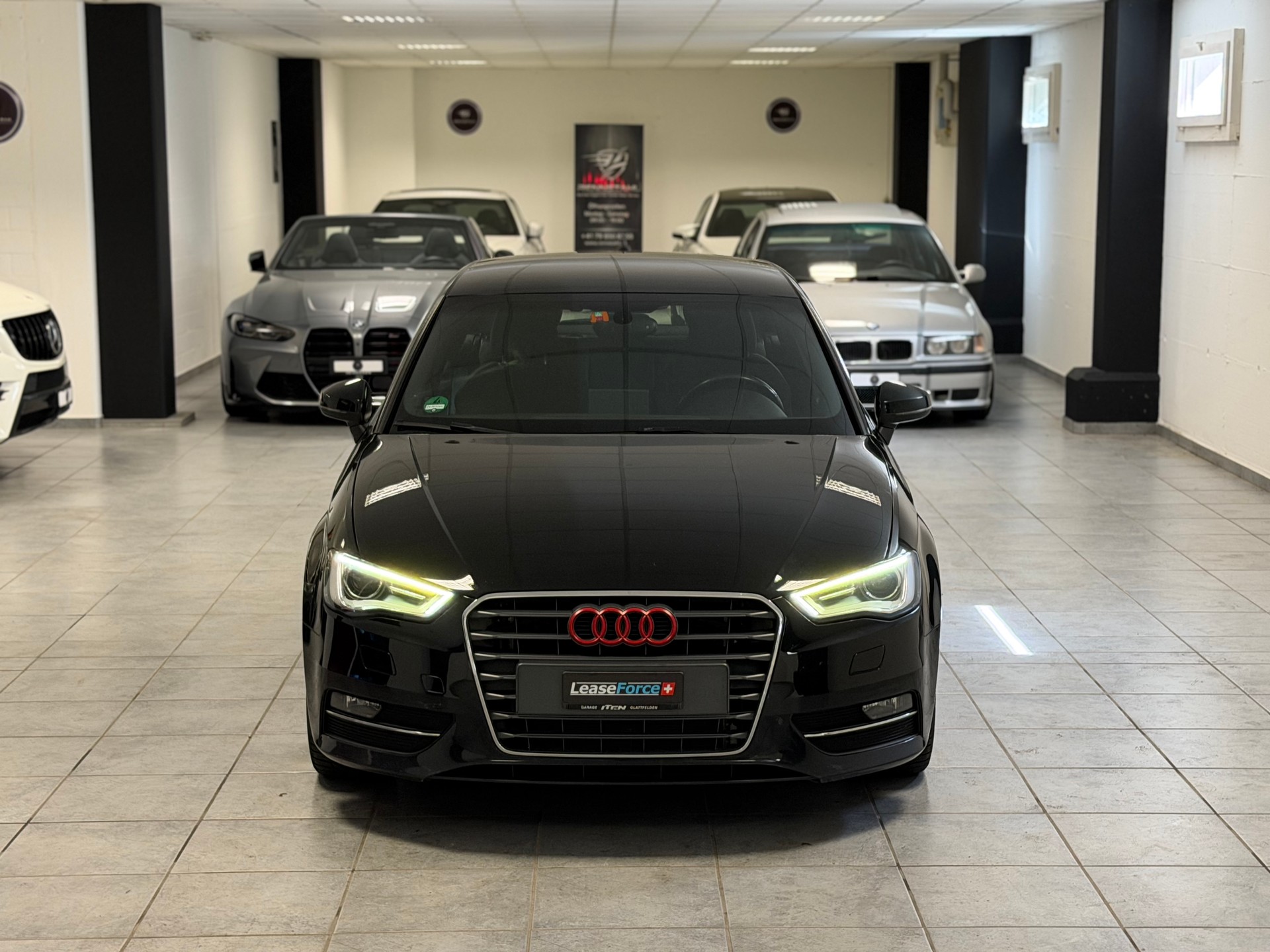 AUDI A3 Sportback 1.4 TFSI Ambition S-tronic-image-1