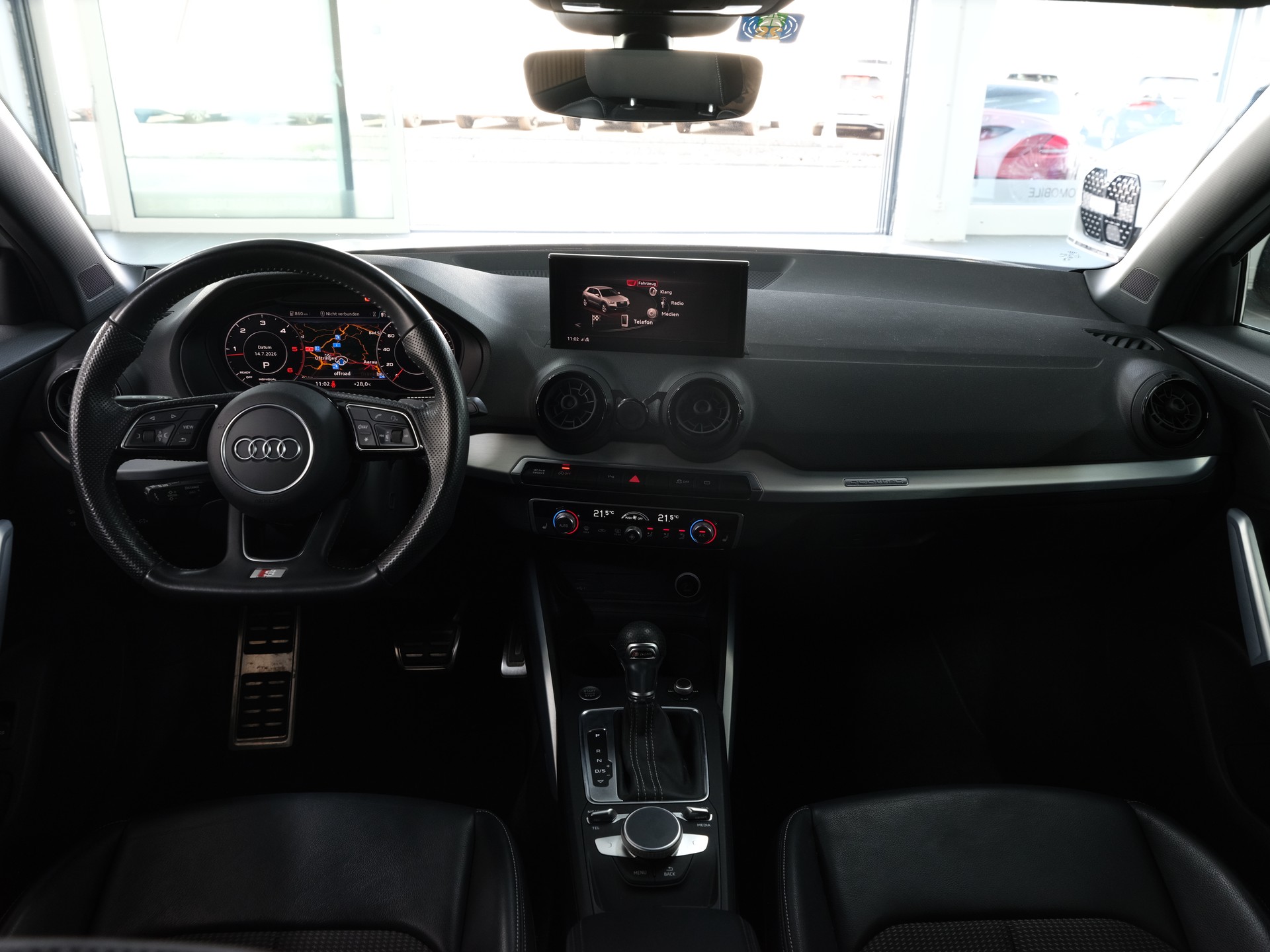 AUDI Q2 2.0 TDI sport S-tronic *S-Line* *Rückfahrkamera* *Leder Paket*-image-14
