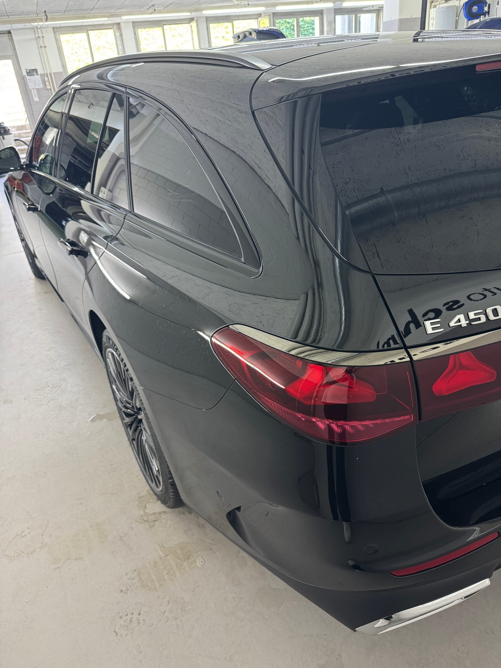 MERCEDES-BENZ E 450 d 4MATIC T-Modell-image-6