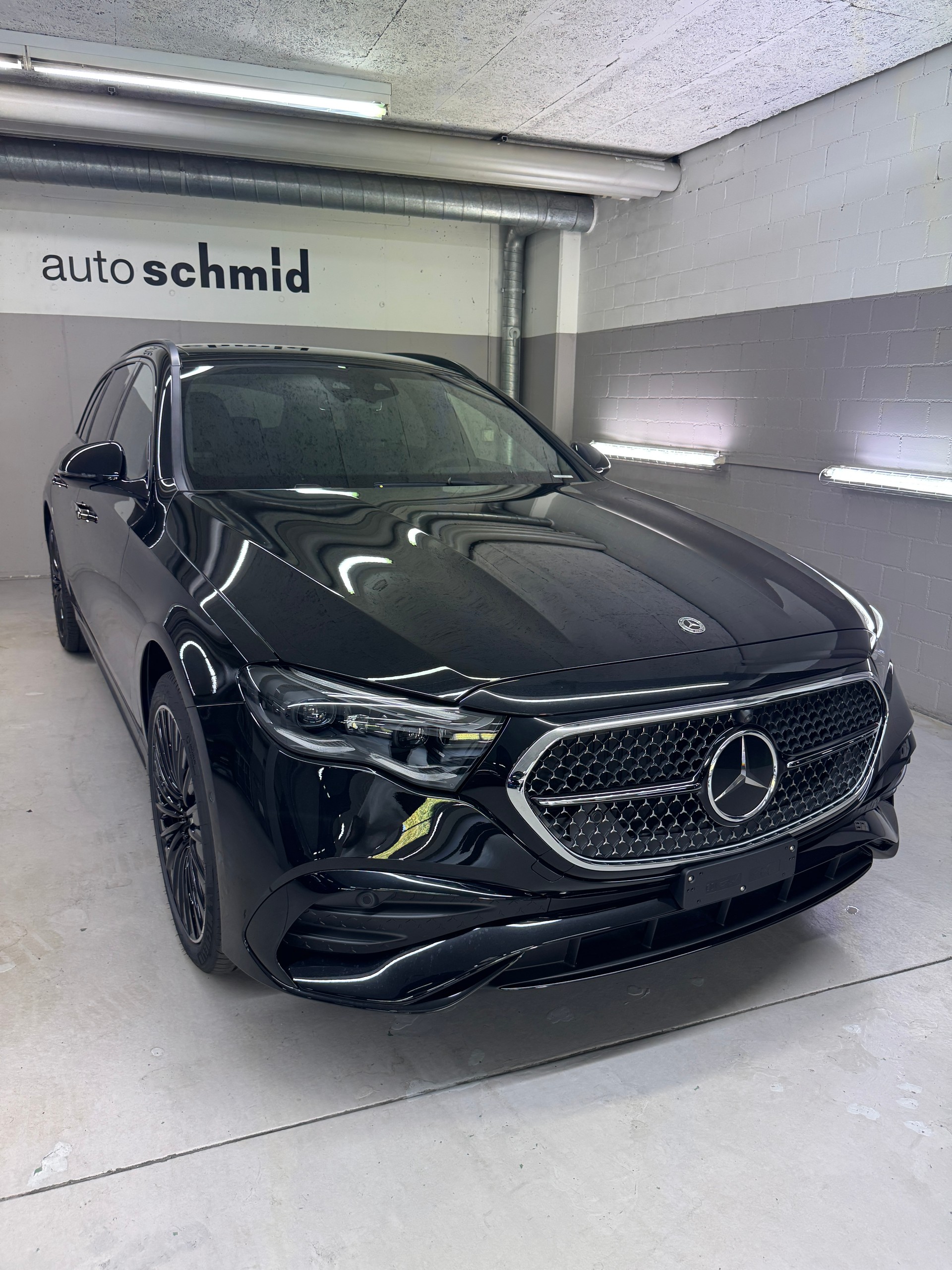 MERCEDES-BENZ E 450 d 4MATIC T-Modell-image-1