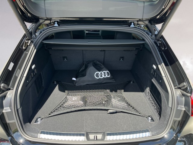 AUDI RS 5 Avant TFSI 470 kW Tiptronic quattro-image-18
