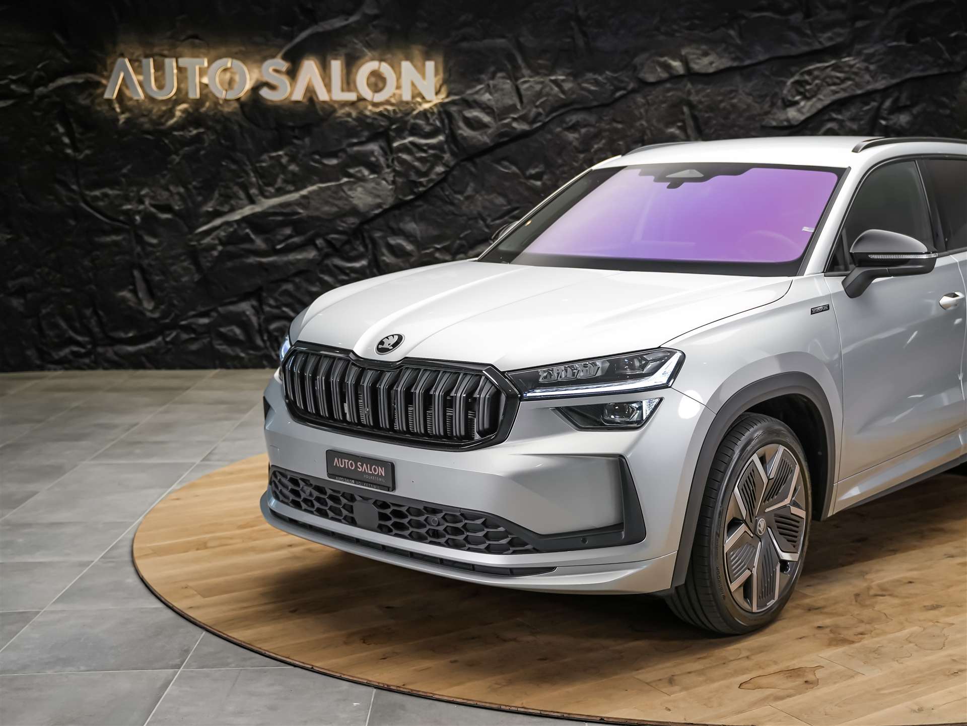 SKODA Kodiaq 2.0 TDI Sportline 4x4 *Werksgarantie*Abstandsregler*Matrix LED Scheinwerfer*-image-14
