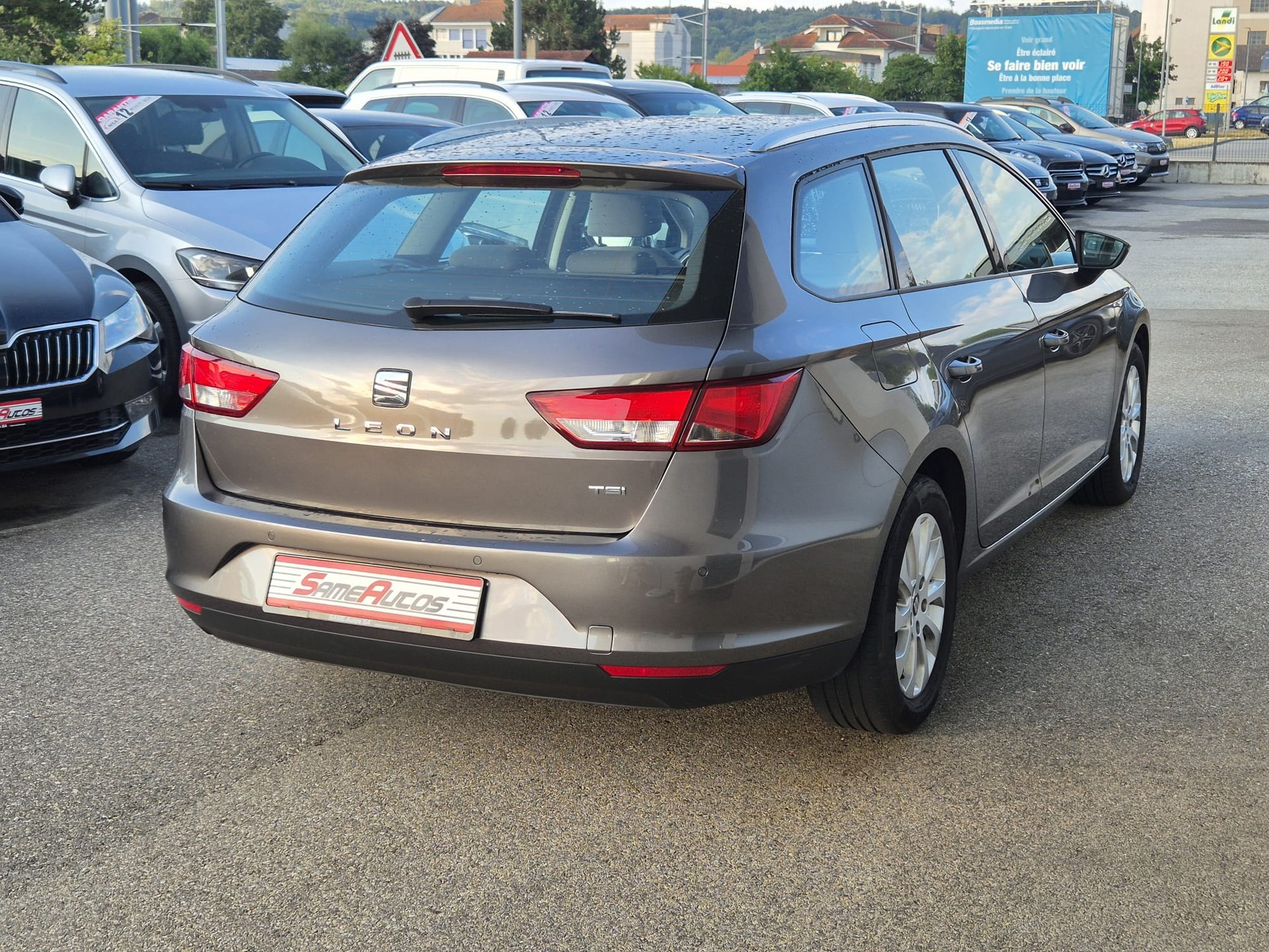 SEAT Leon ST 1.2 TSI Style DSG-image-1
