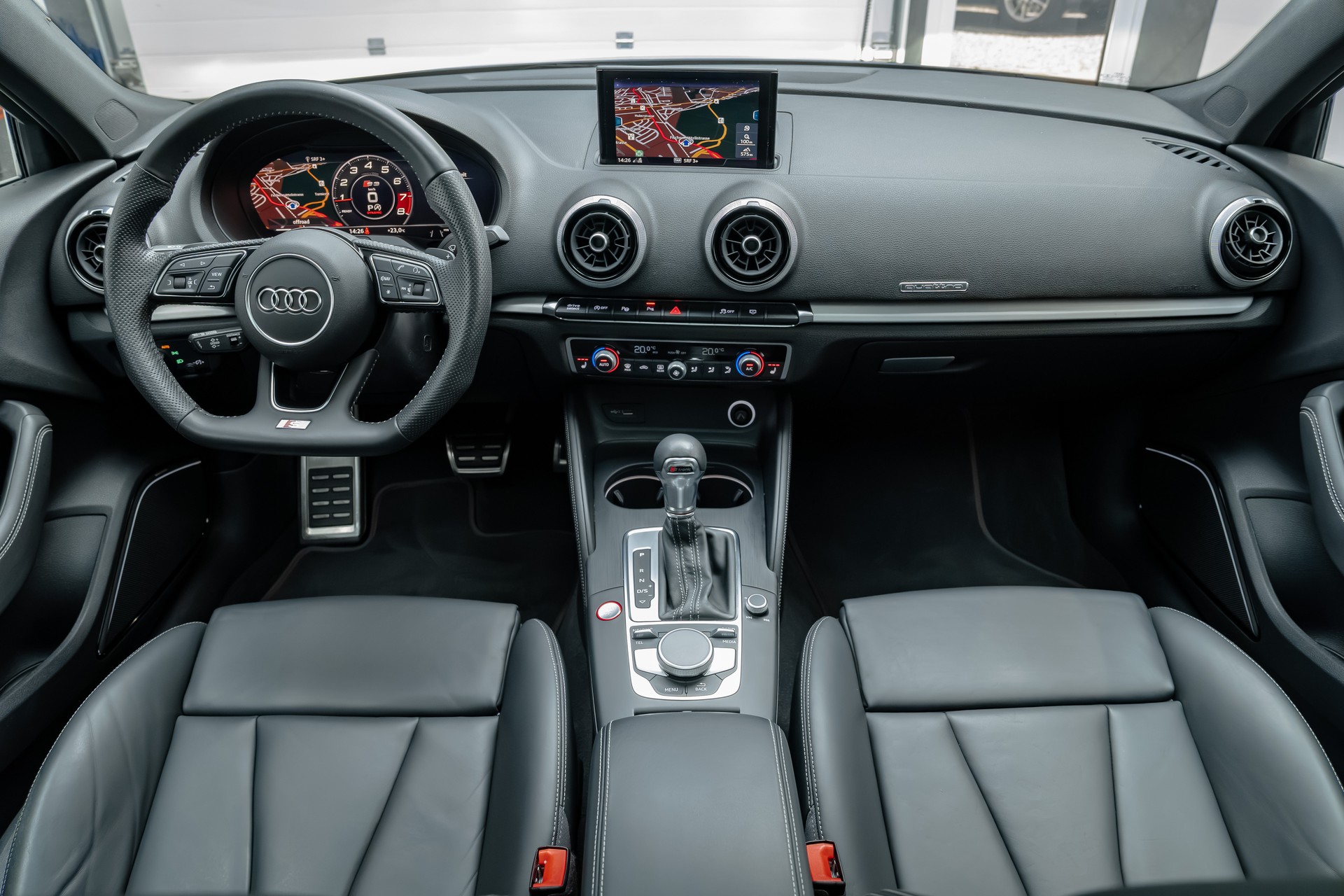 AUDI S3 Sportback 2.0 TFSI quattro S-tronic-image-6