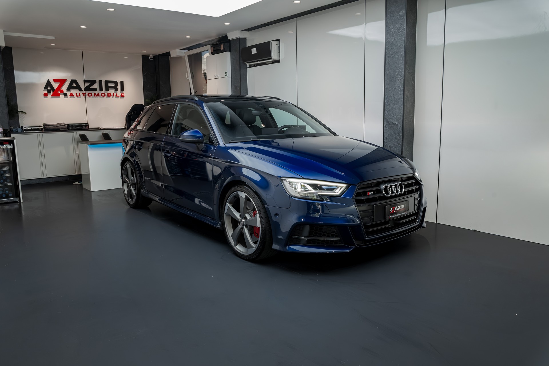 AUDI S3 Sportback 2.0 TFSI quattro S-tronic-image-2