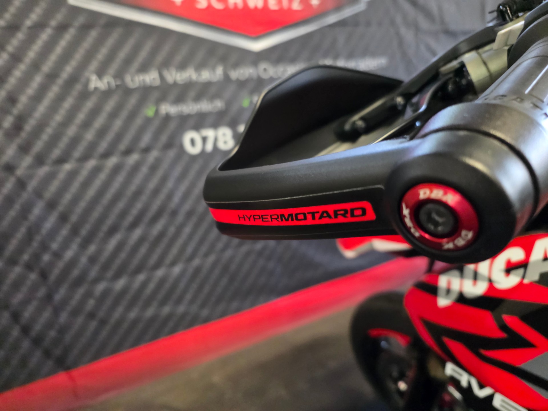 DUCATI Hypermotard 698 RVE-image-9