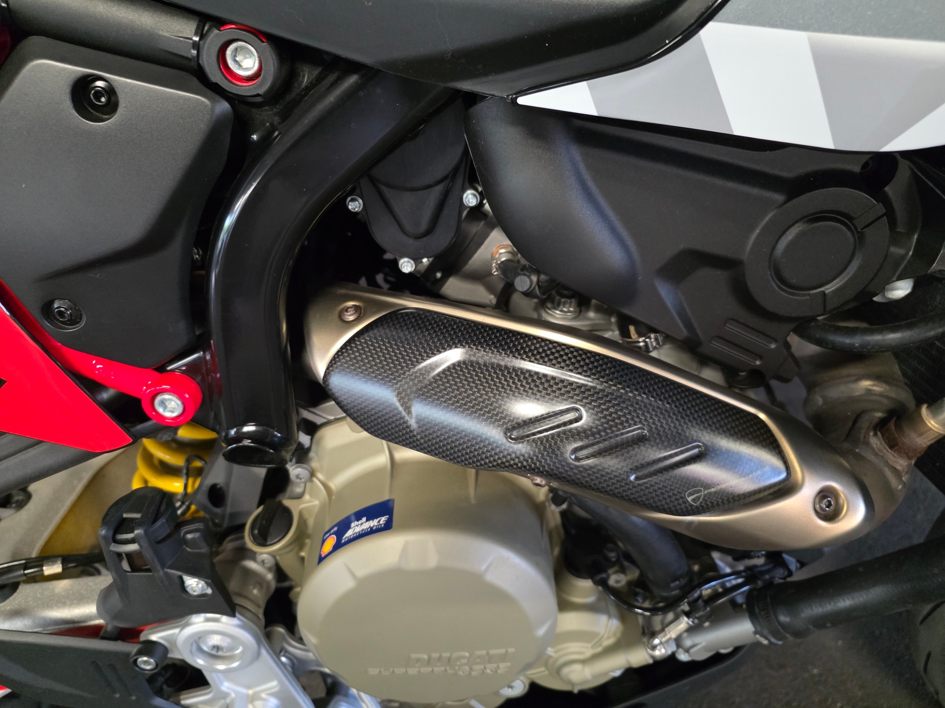 DUCATI Hypermotard 698 RVE-image-7