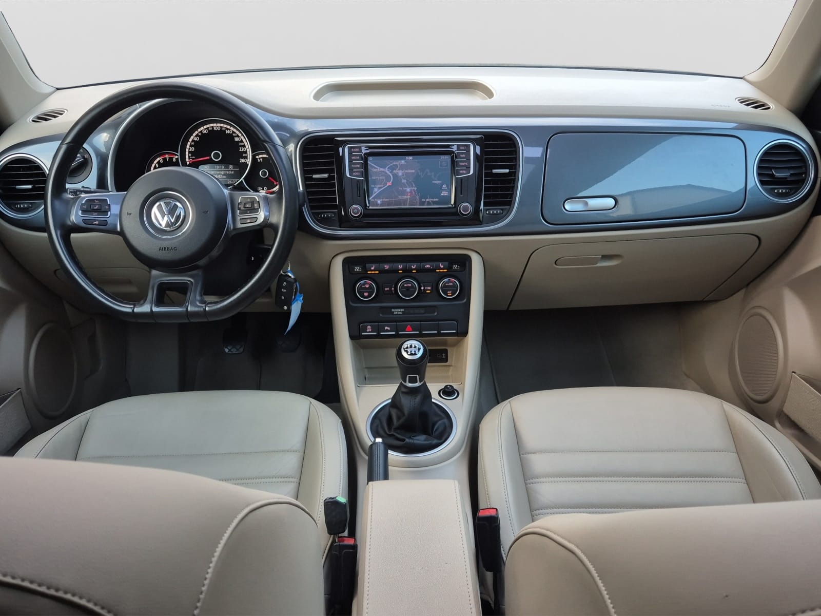 VW Beetle 1.2 TSI BMT Design-image-13