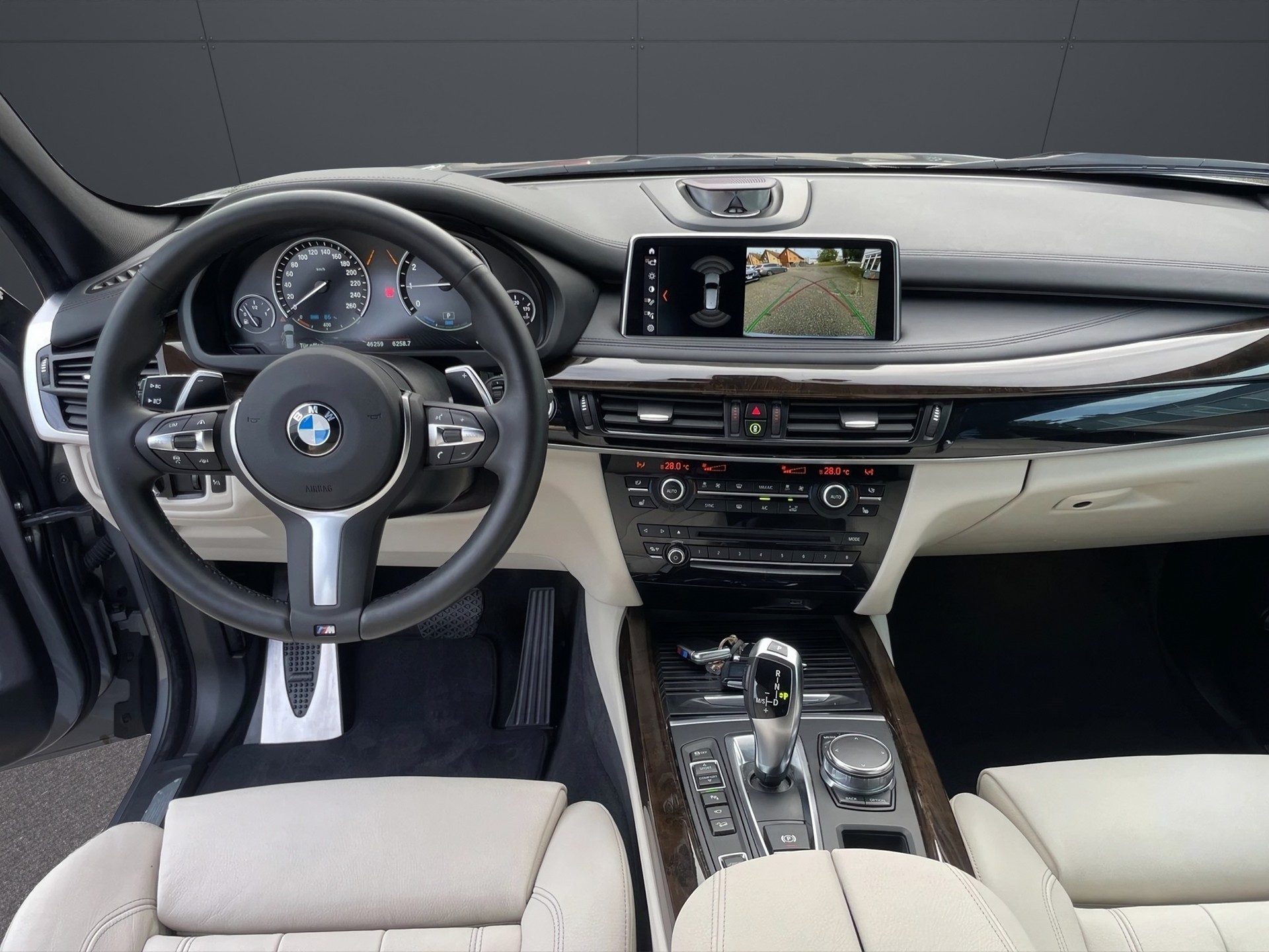 BMW X5 xDrive 40e iPerformance Pure M Sport Steptronic-image-9