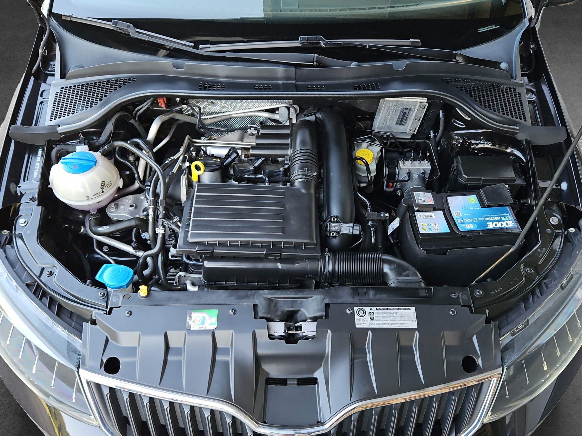 SKODA Fabia 1.2 TSI Ambition-image-8