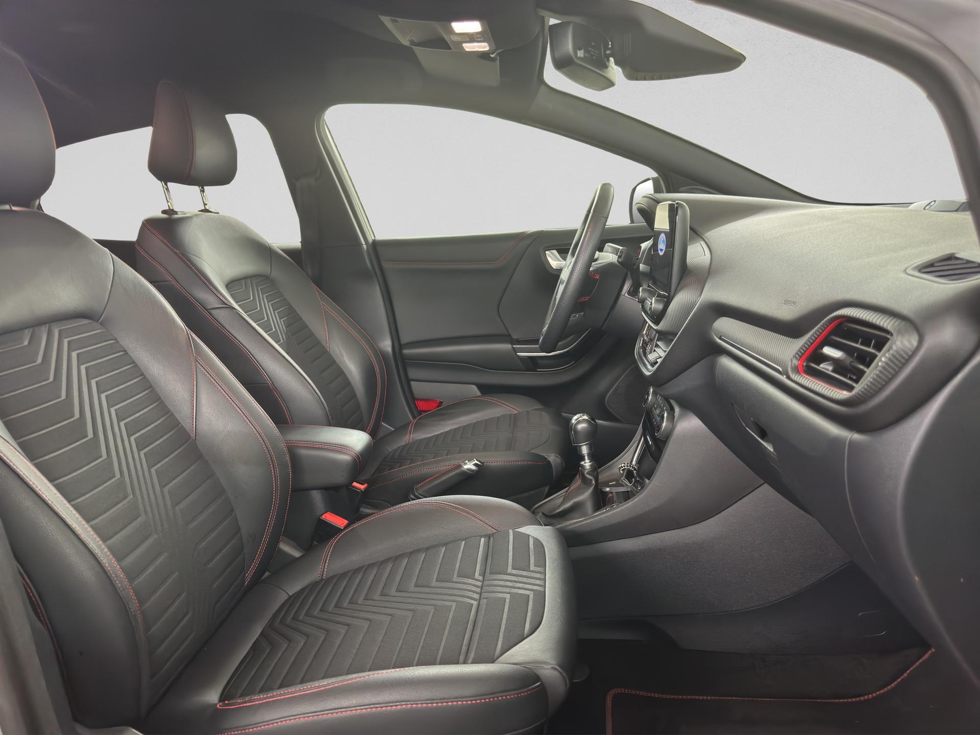 FORD Puma 1.0 MHEV ST-Line X-image-15