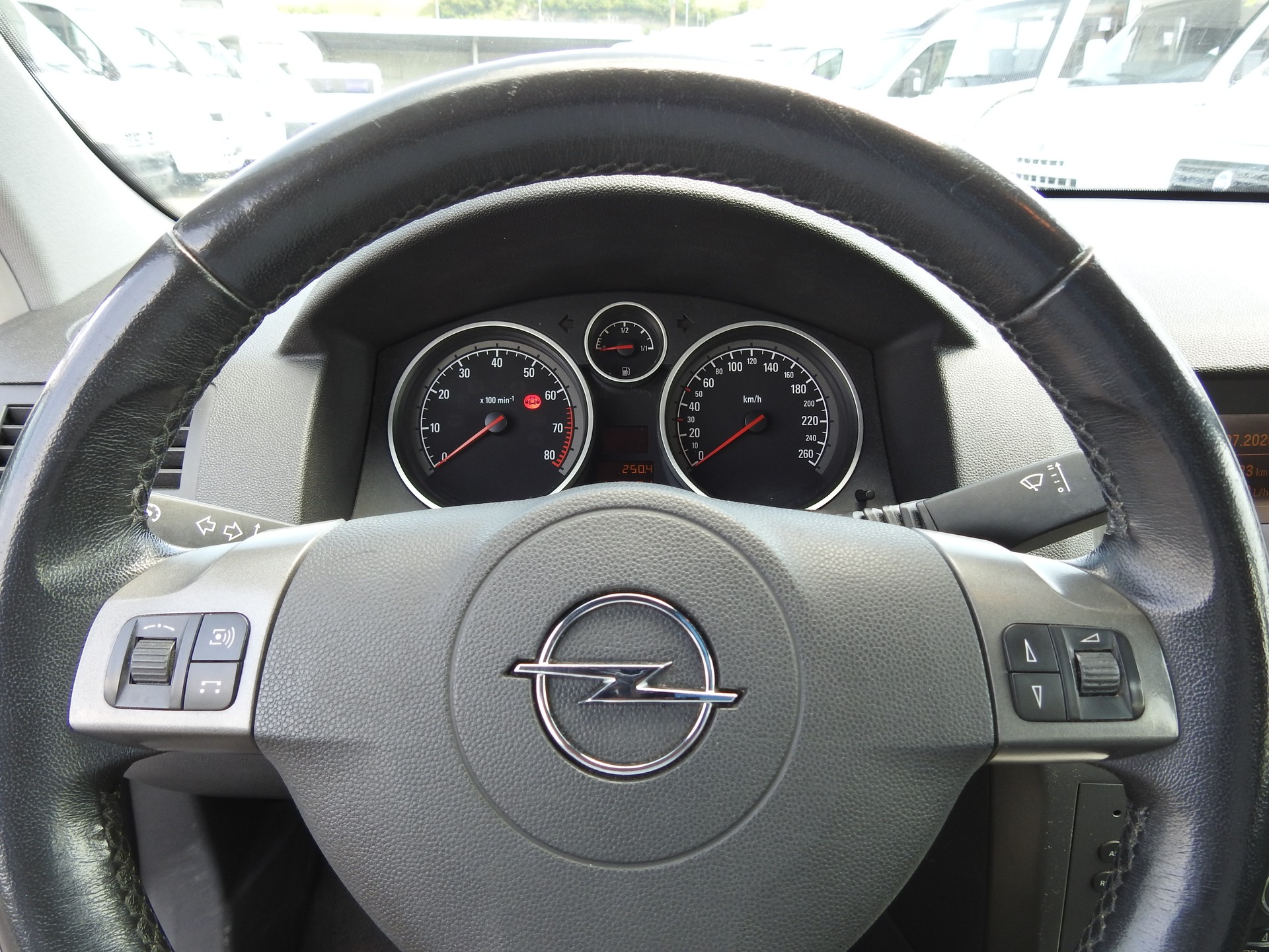 OPEL Astra 1.8i 16V Elegance-image-24
