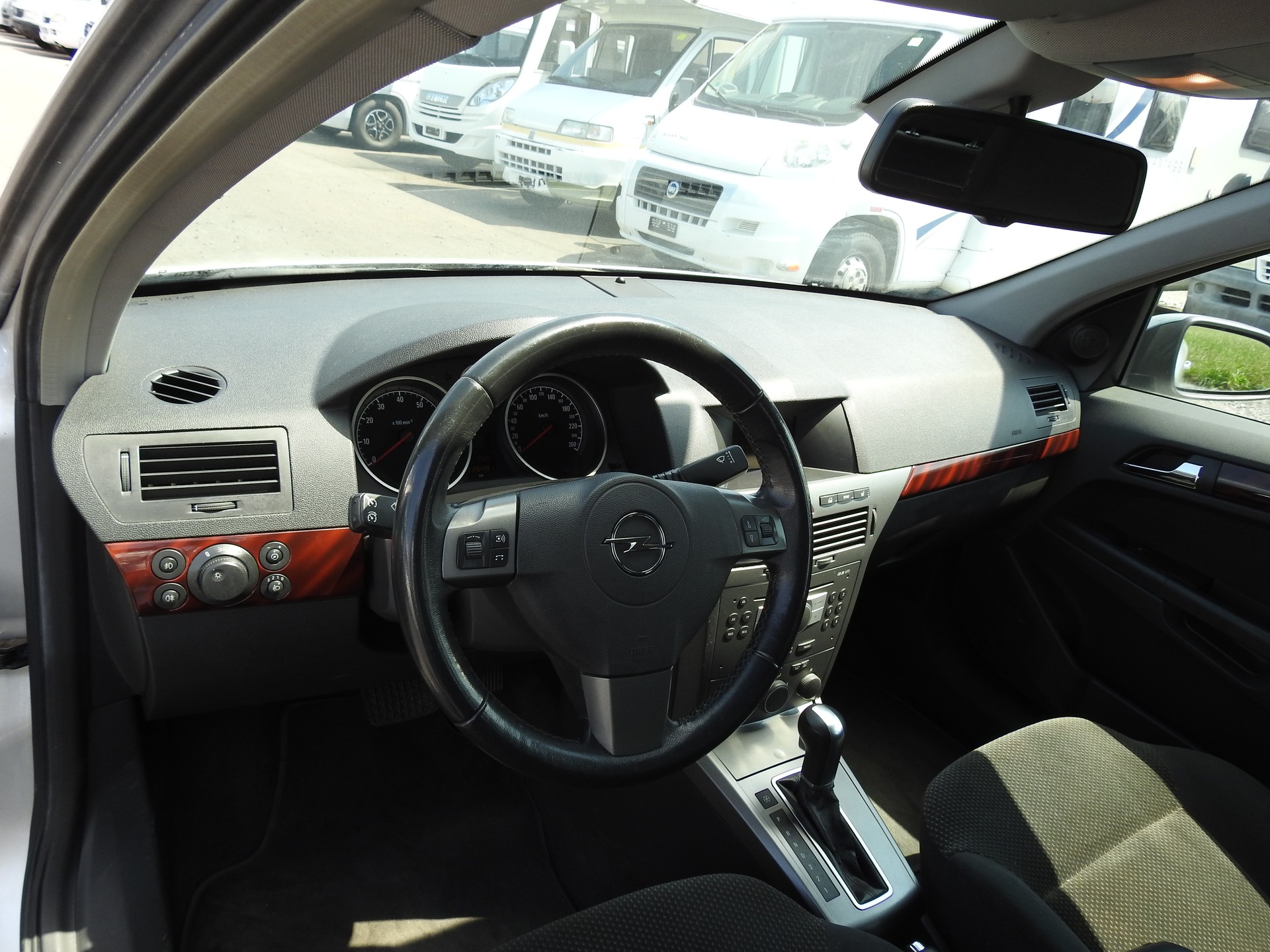 OPEL Astra 1.8i 16V Elegance-image-11