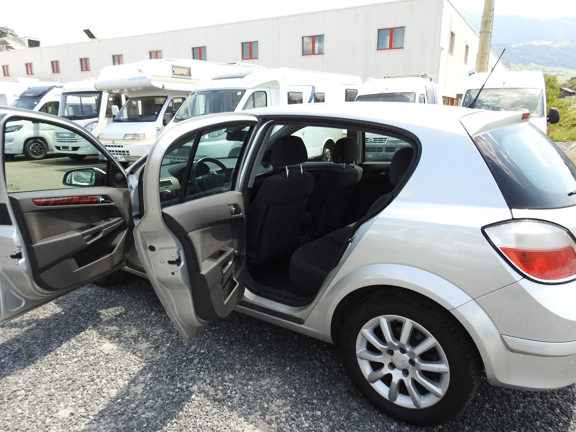 OPEL Astra 1.8i 16V Elegance-image-14