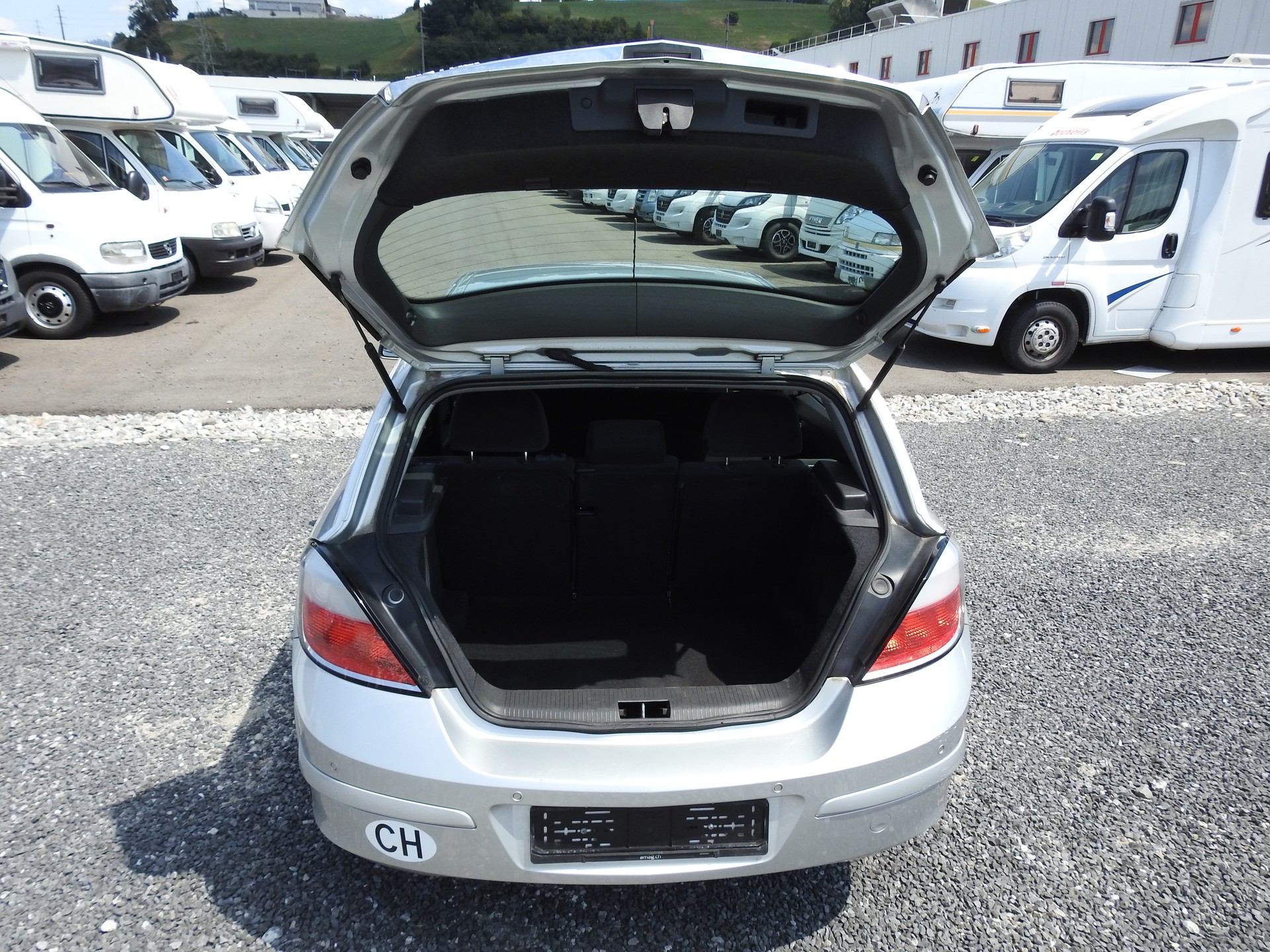 OPEL Astra 1.8i 16V Elegance-image-9
