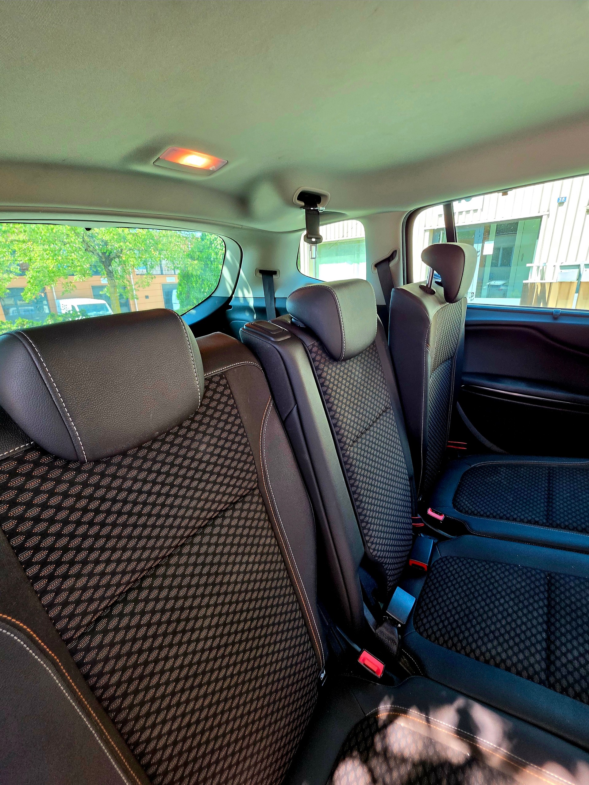 OPEL Zafira 2.0 CDTi Enjoy-image-13