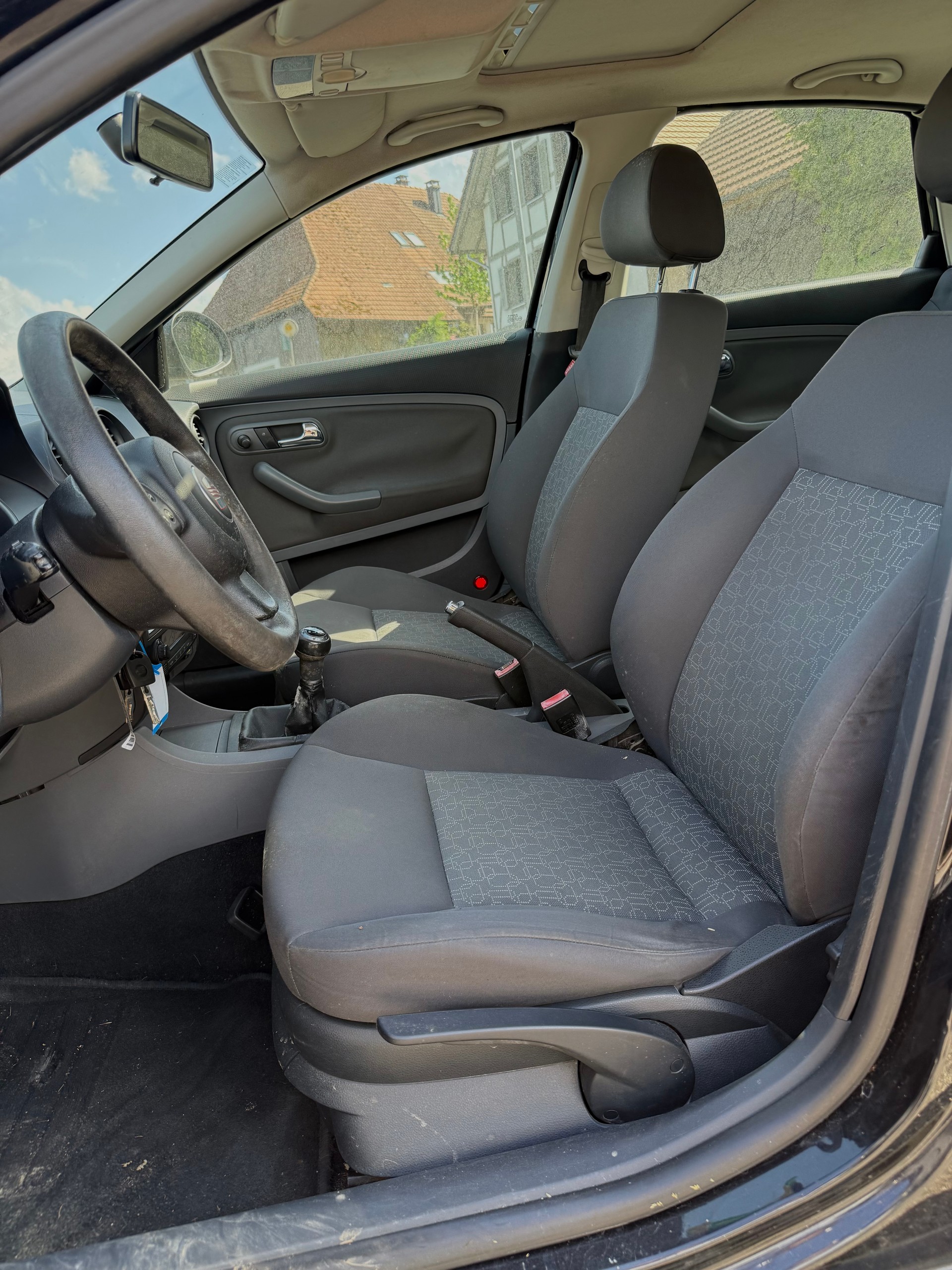 SEAT Ibiza 1.4 16V Stylance-image-4