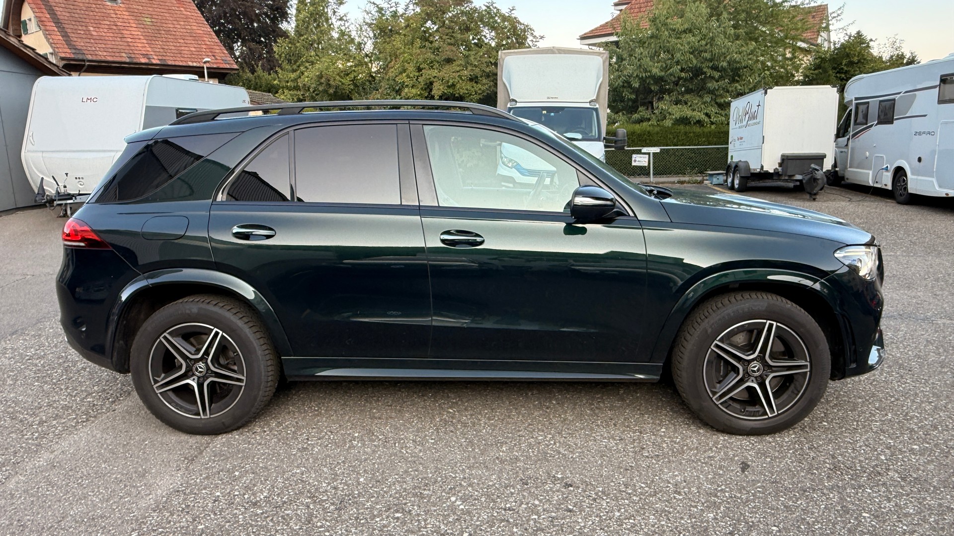 MERCEDES-BENZ GLE 450 4Matic AMG Line 9G-Tronic-image-3