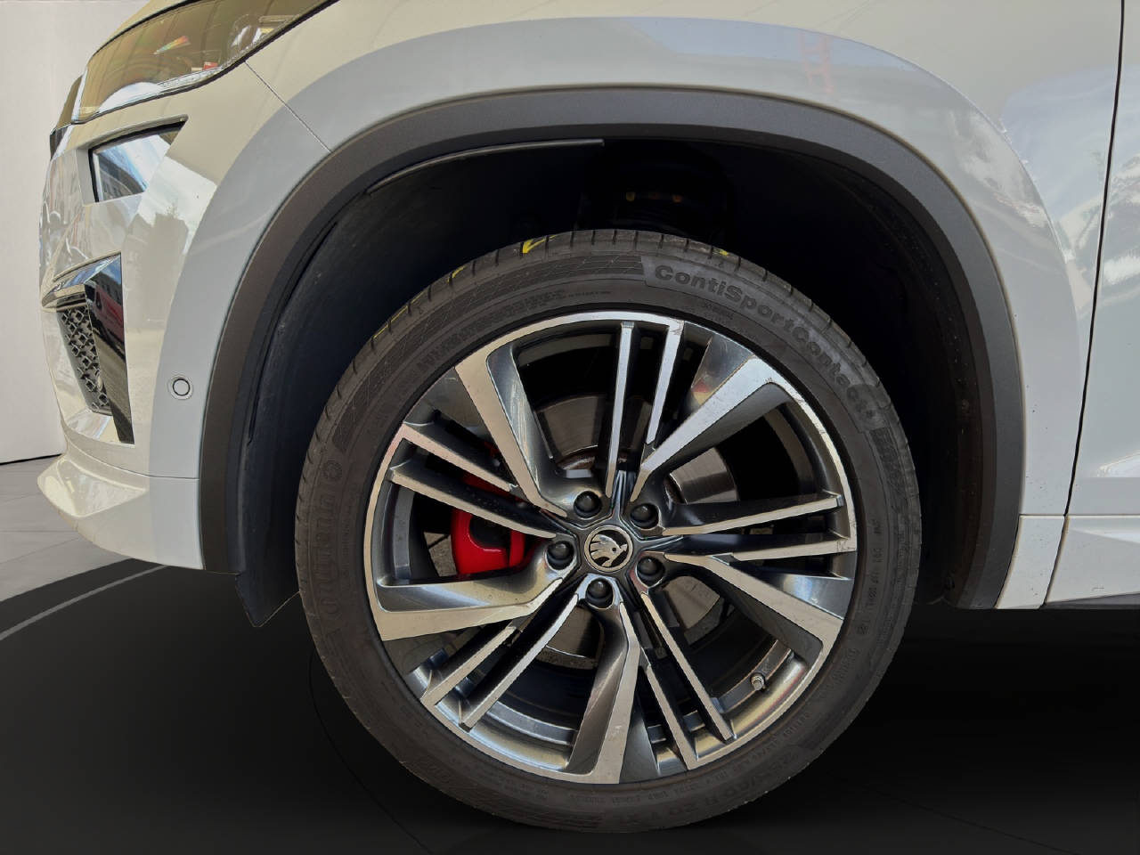 SKODA Kodiaq 2.0 TSI RS DSG 245PS 4x4-image-18