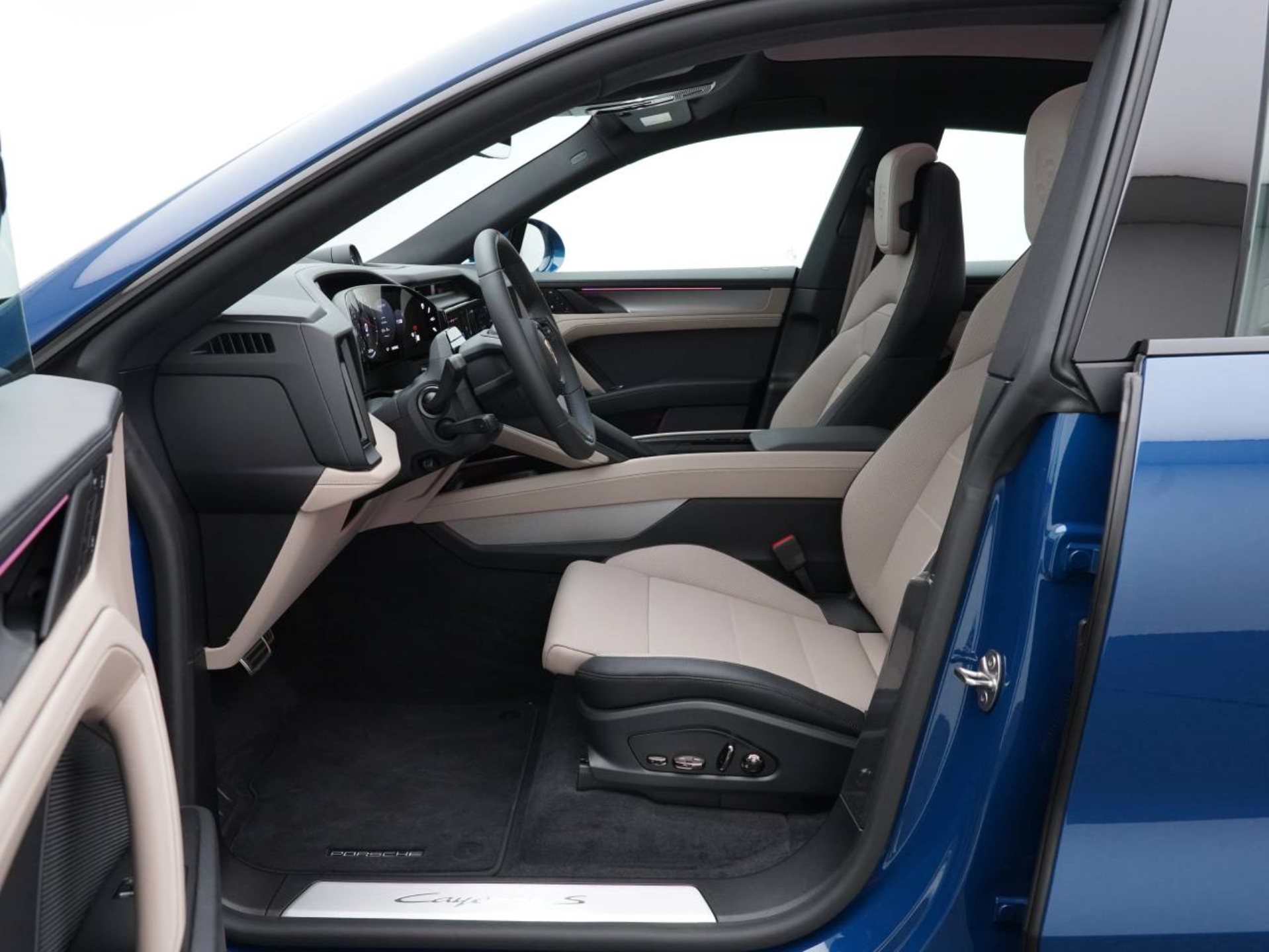 PORSCHE Cayenne S Coupé Electric-image-4