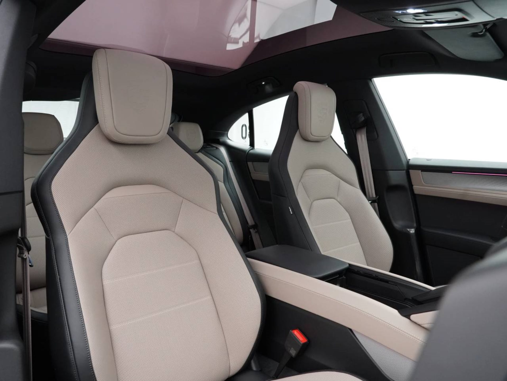 PORSCHE Cayenne S Coupé Electric-image-25