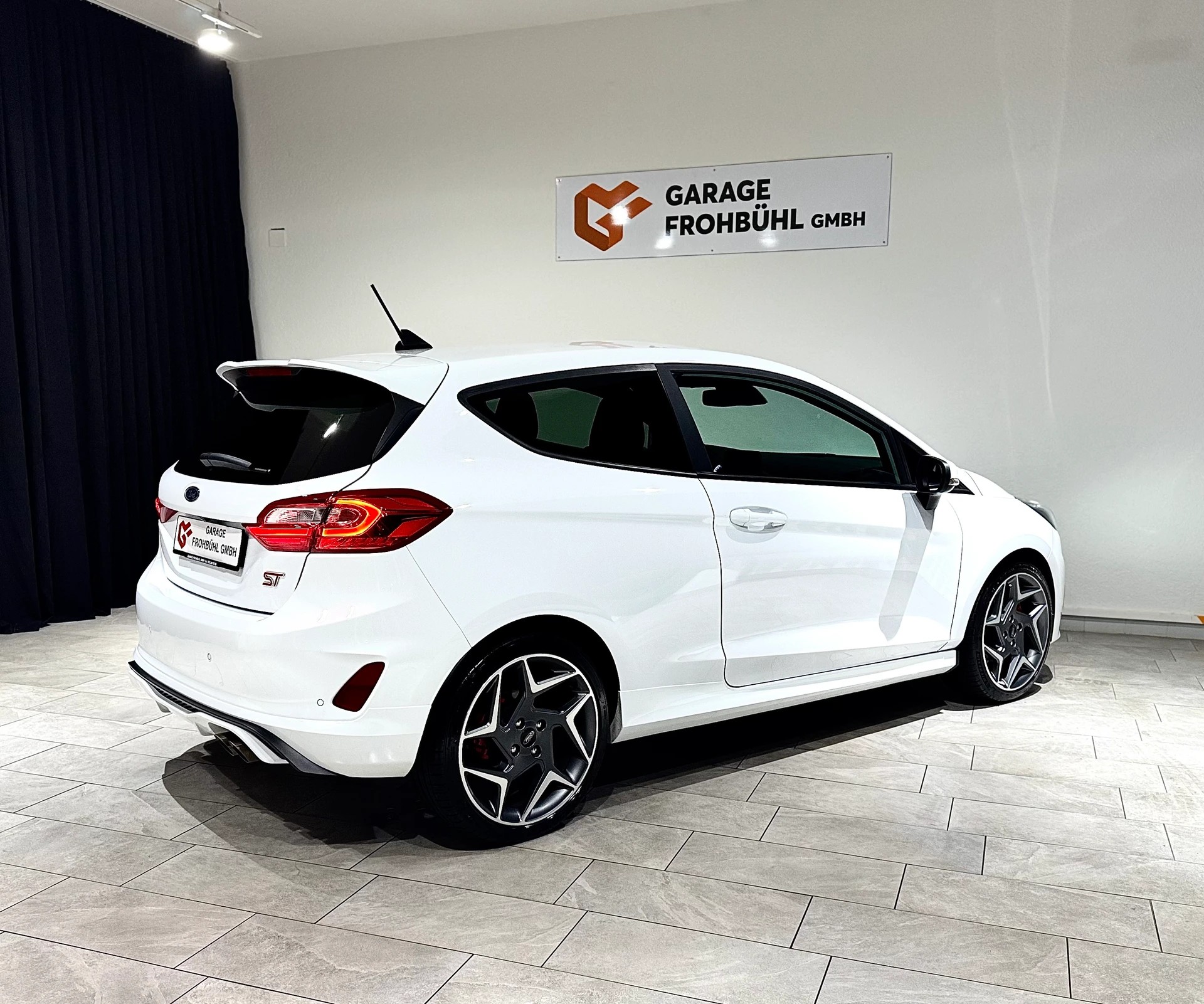 FORD Fiesta 1.5 SCTi ST Edition-image-6