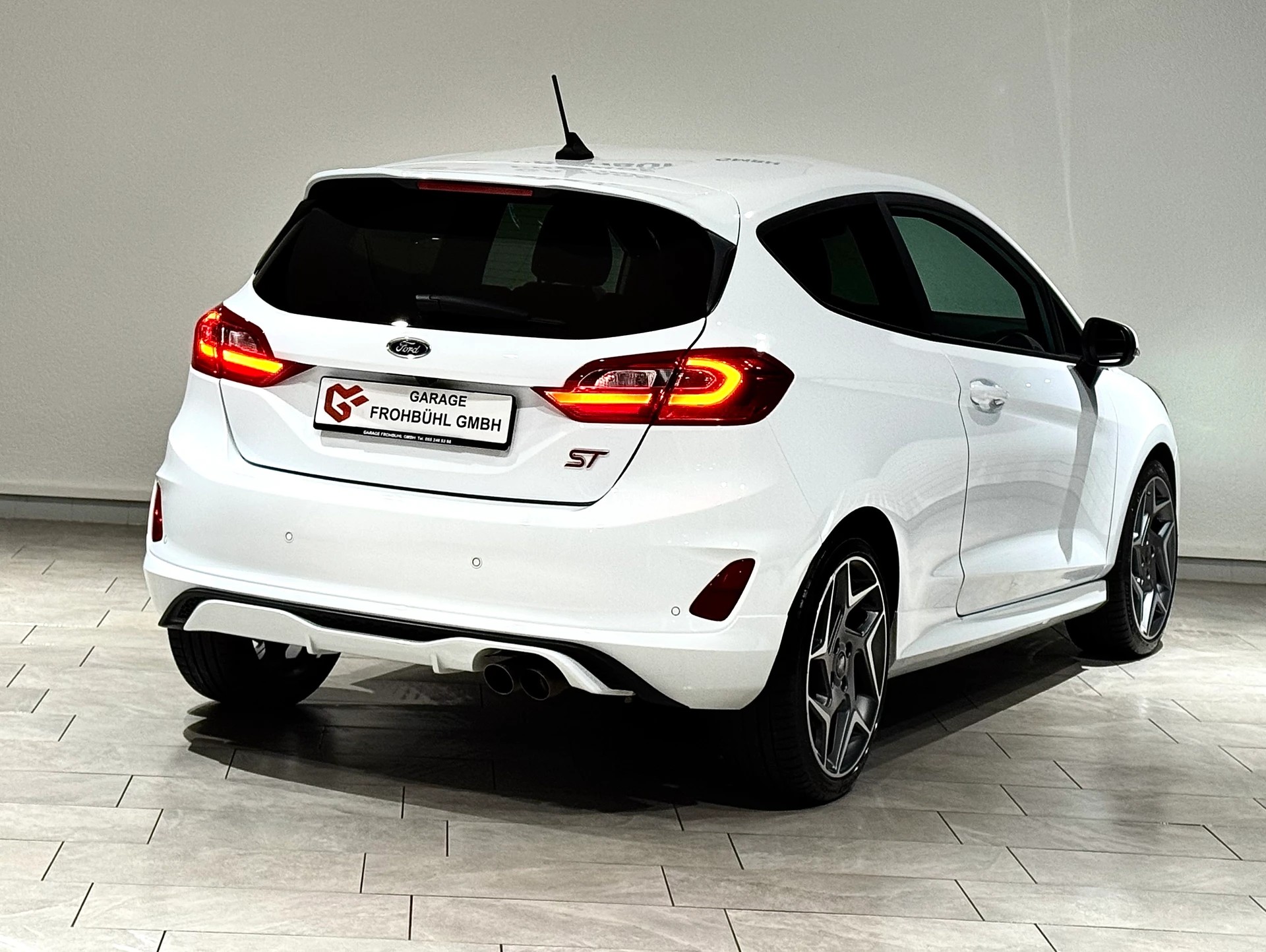 FORD Fiesta 1.5 SCTi ST Edition-image-3