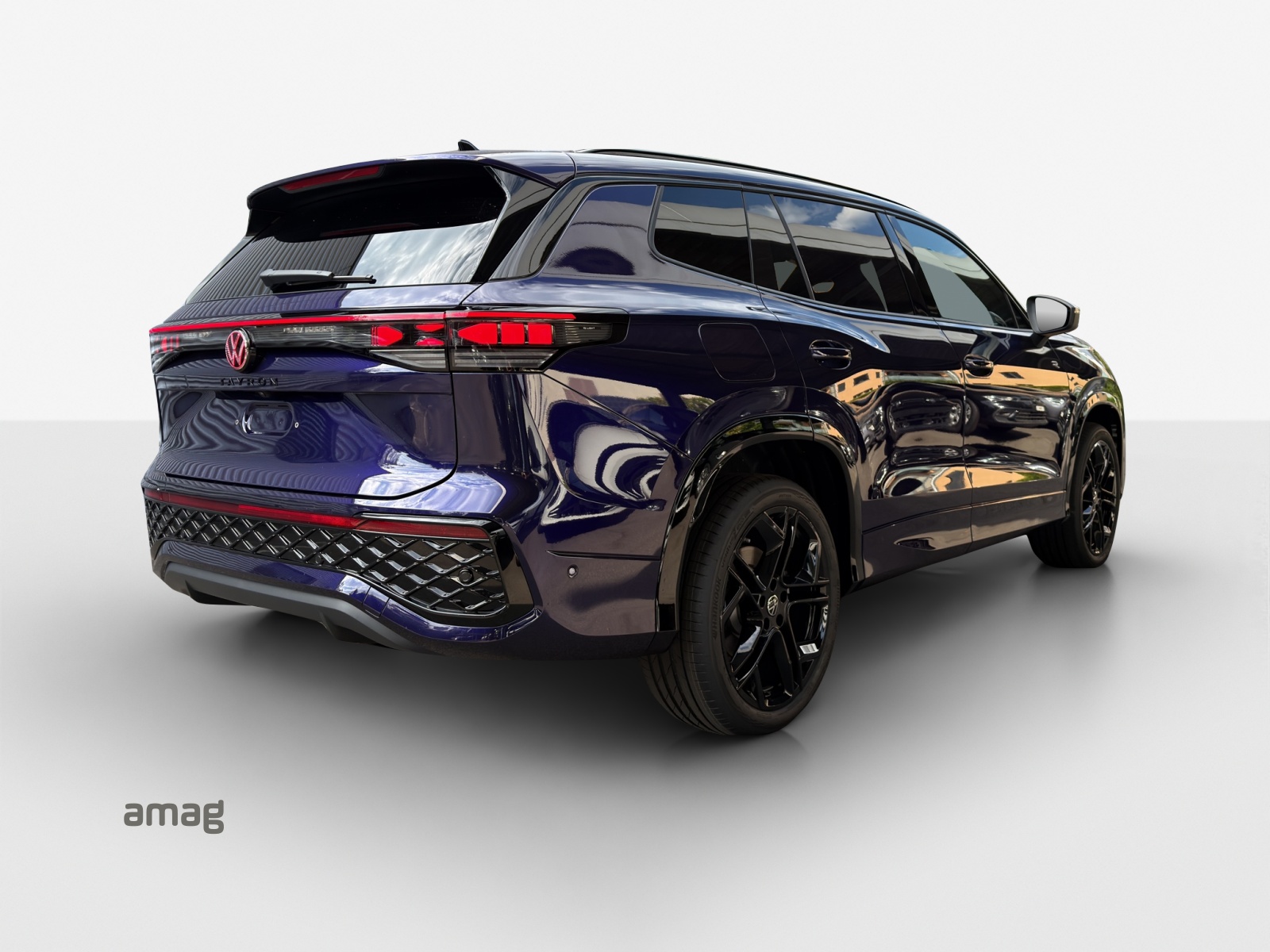 VW Tayron 2.0 TSI R-Line DSG 4Motion-image-4