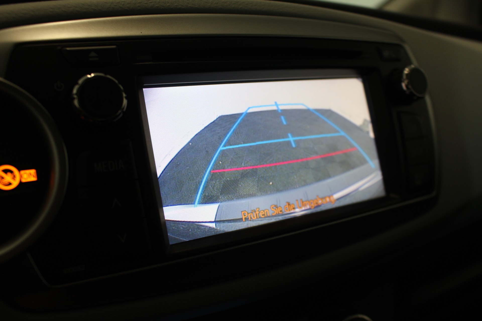 TOYOTA Yaris 1.5 VVT-i HSD Luna-image-16