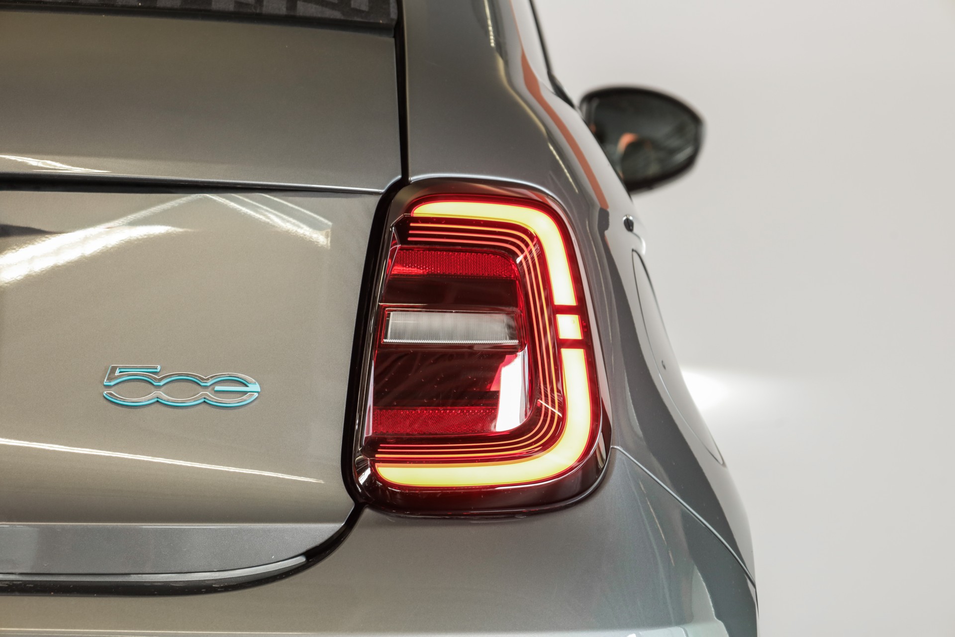 FIAT 500 C electric 87 kW La Prima By Bocelli-image-8