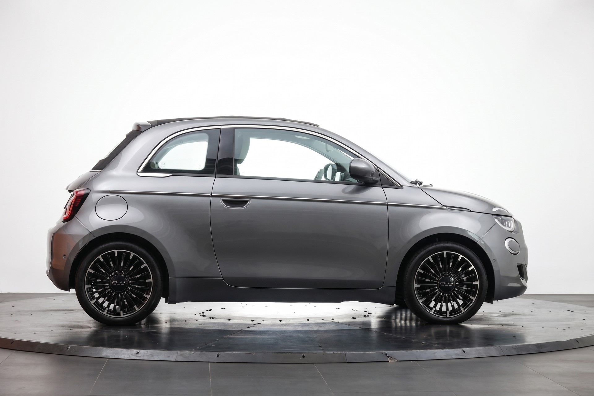 FIAT 500 C electric 87 kW La Prima By Bocelli-image-3