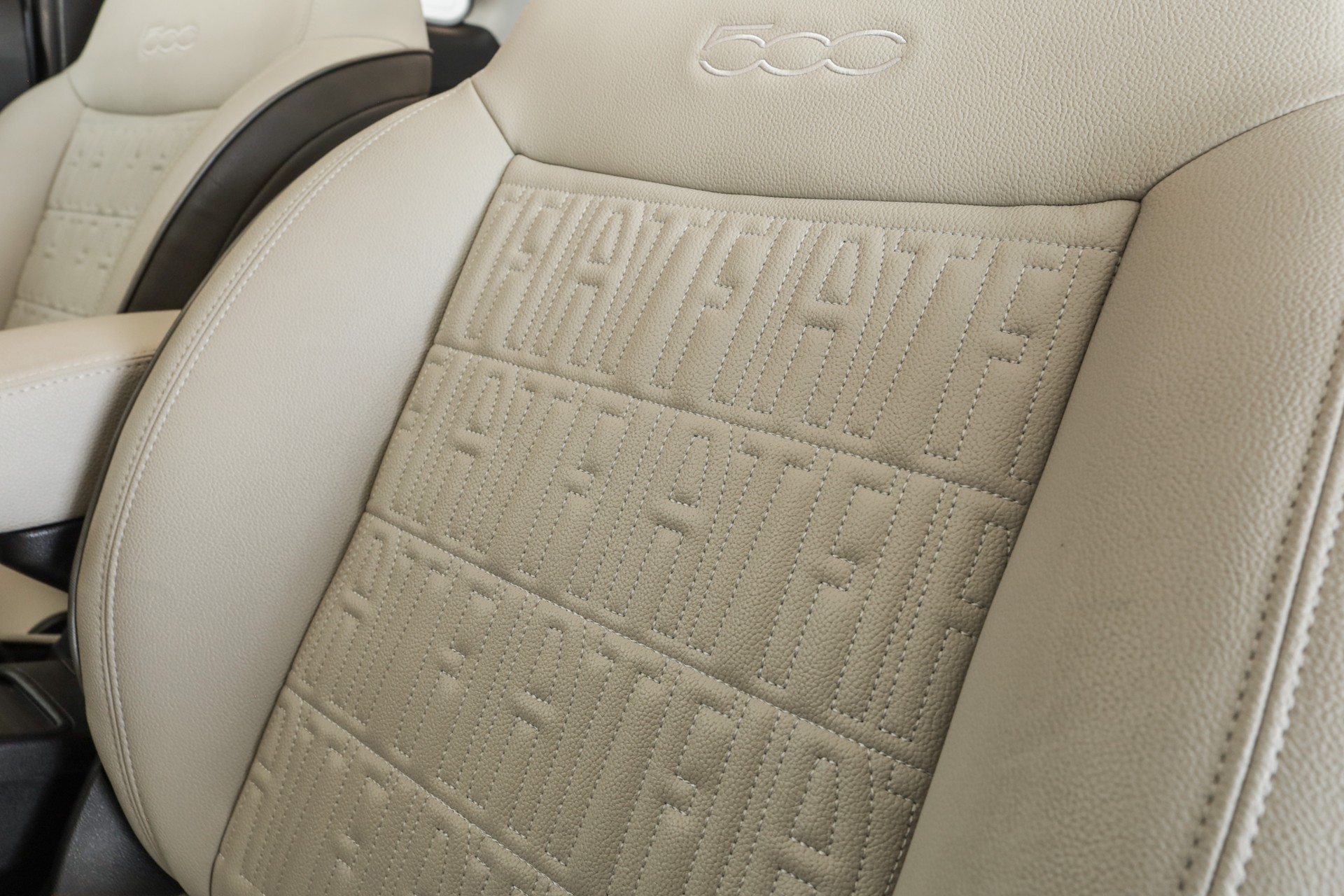 FIAT 500 C electric 87 kW La Prima By Bocelli-image-12