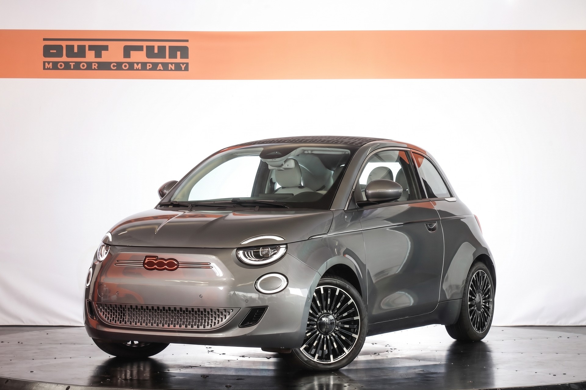FIAT 500 C electric 87 kW La Prima By Bocelli-image-27