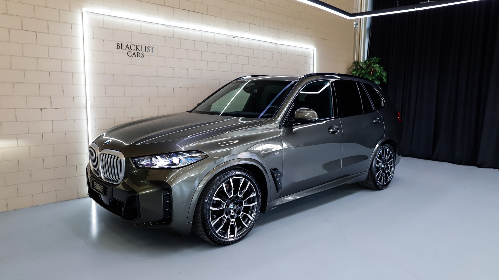 BMW X5 xDrive 48V 40d M Sport Steptronic *FACELIFT*-image-0