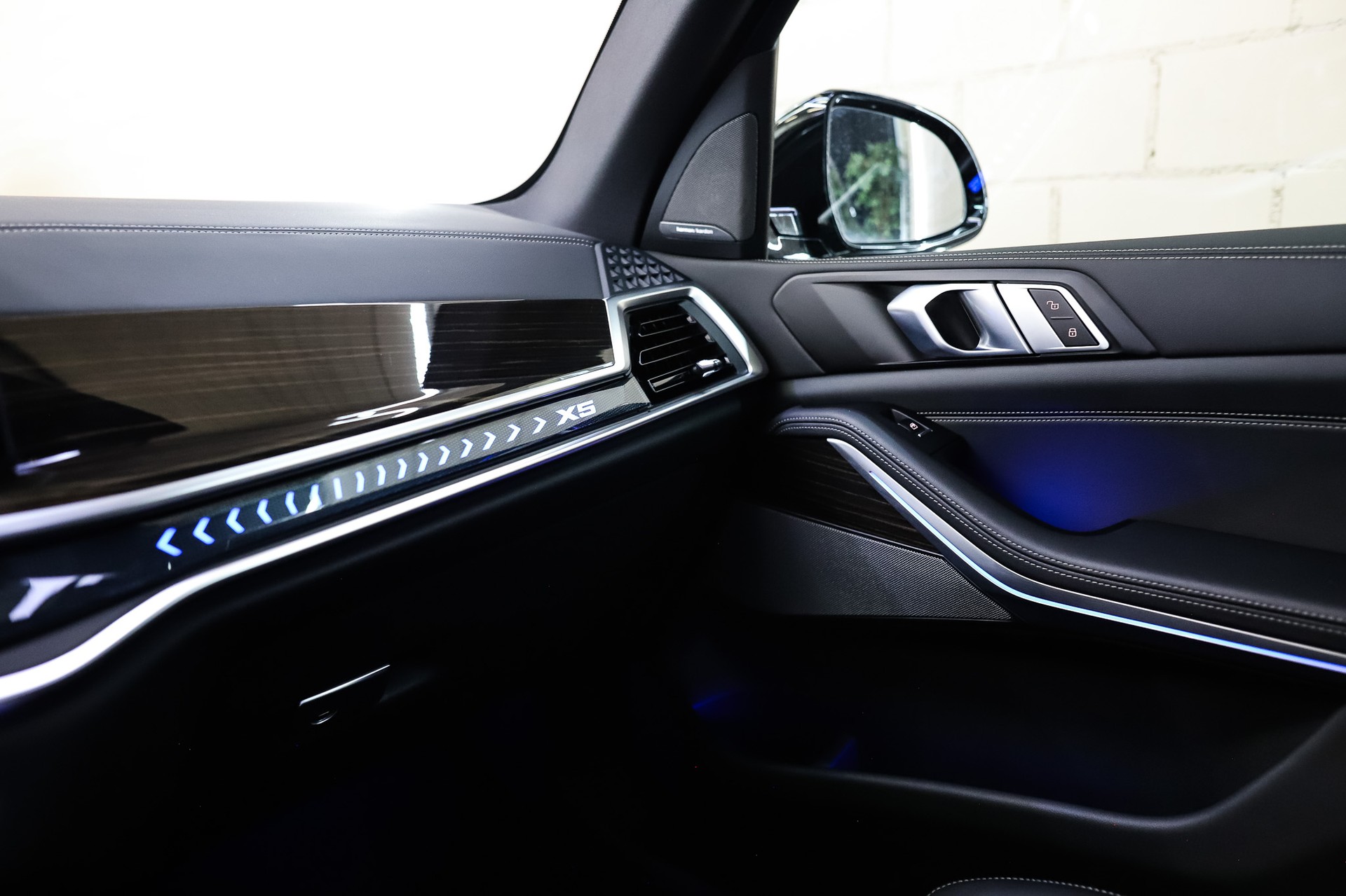 BMW X5 xDrive 48V 40d M Sport Steptronic *FACELIFT*-image-14