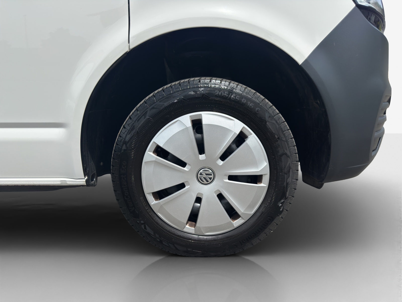 VW T6.1 2.0 TDI DSG-image-13