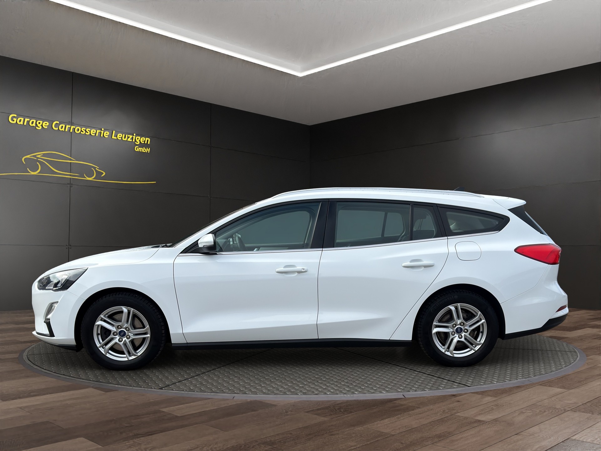 FORD Focus 1.5 TDCi Titanium Automatic-image-6