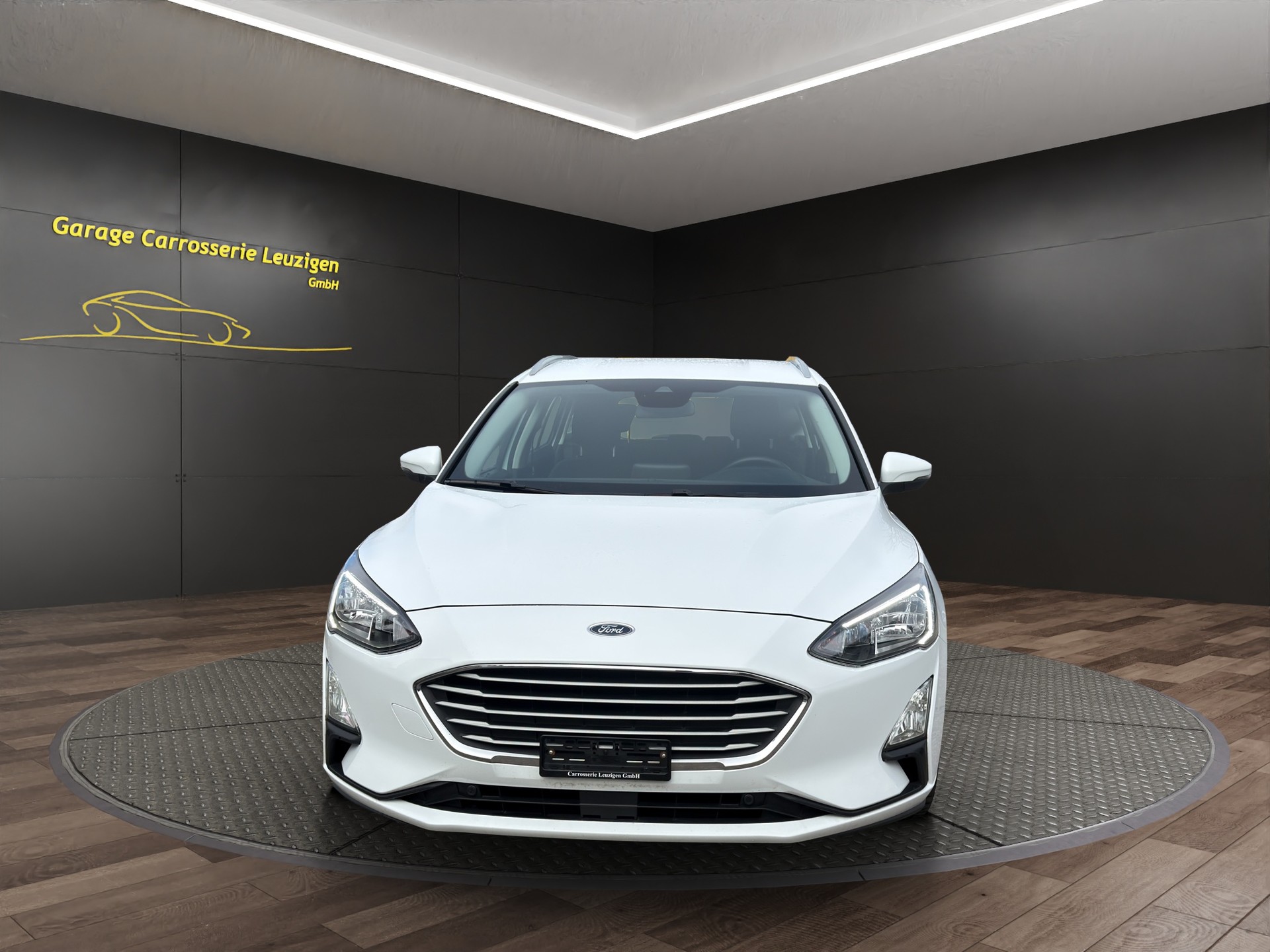 FORD Focus 1.5 TDCi Titanium Automatic-image-2