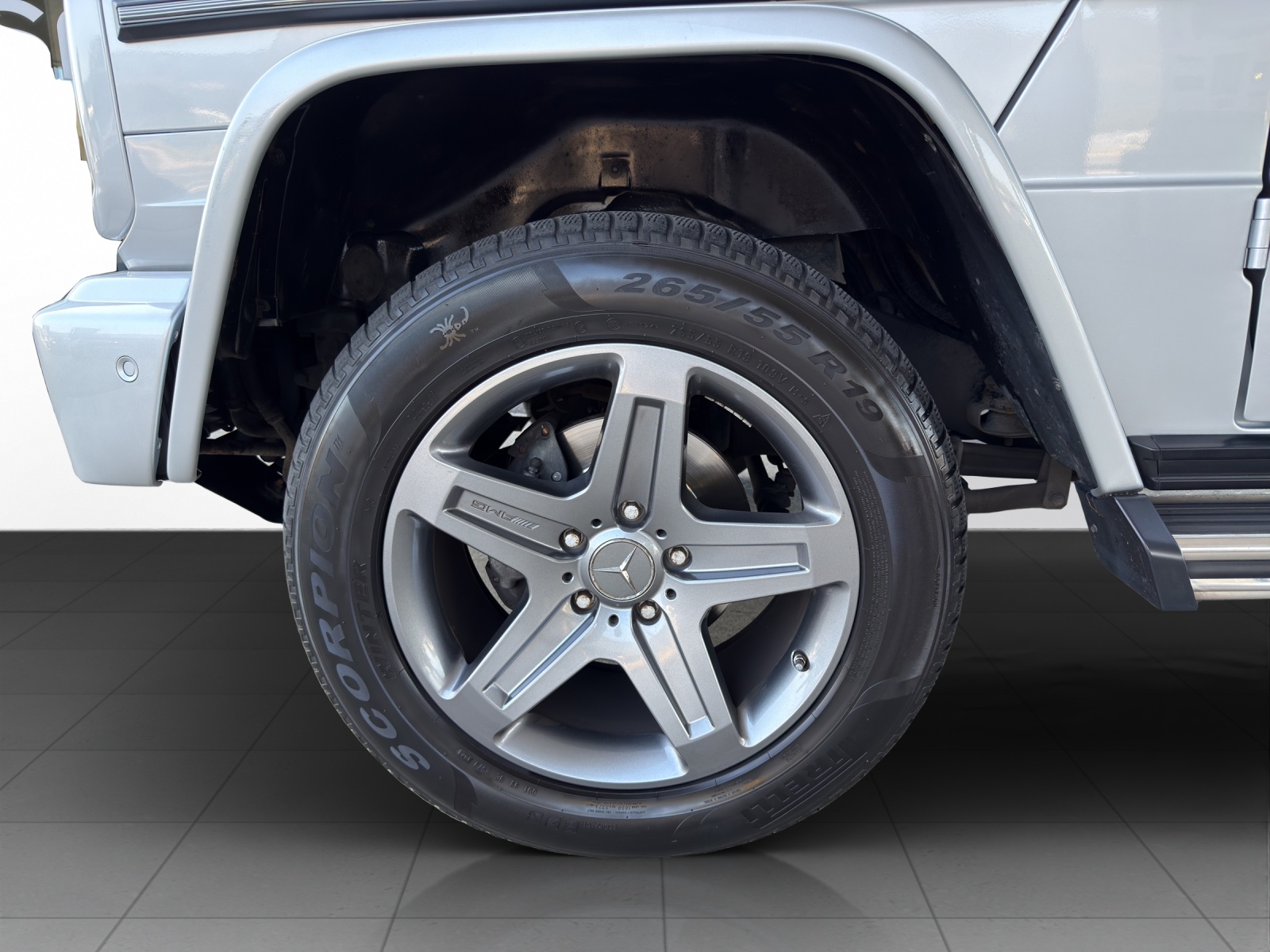 MERCEDES-BENZ G 350d-image-5